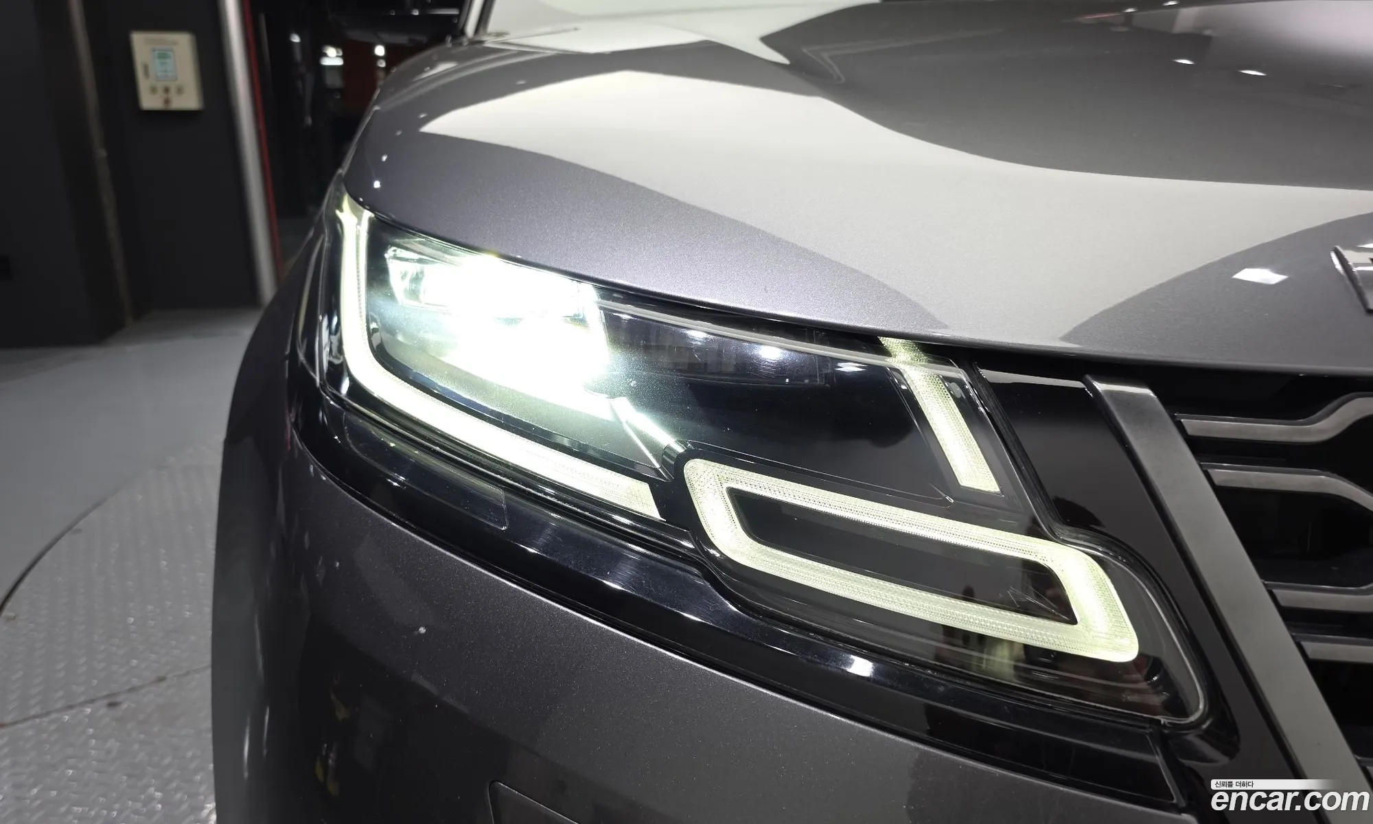 Land Rover Range Rover Velar 2019 — 25