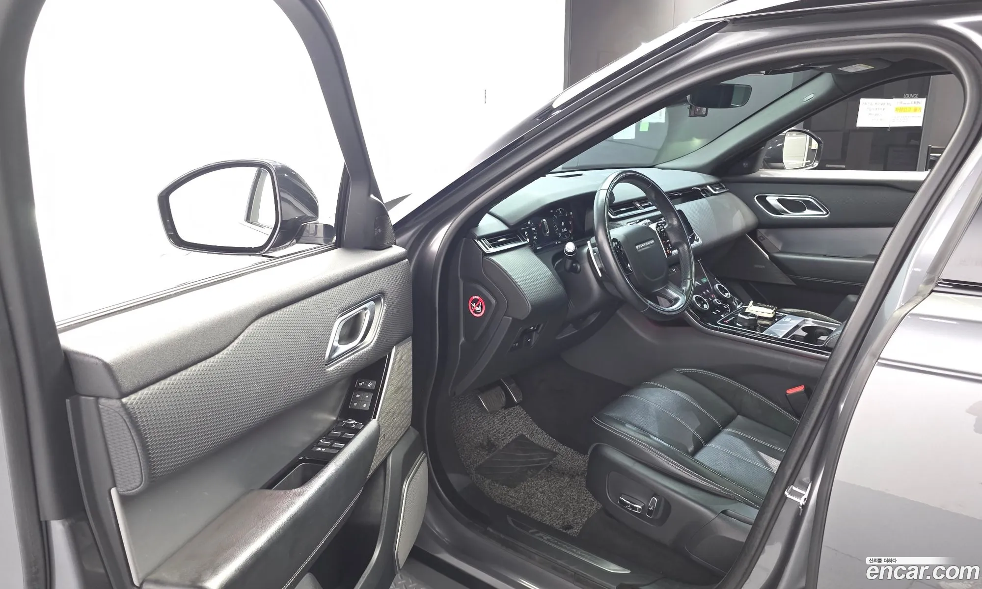 Land Rover Range Rover Velar 2019 — 6