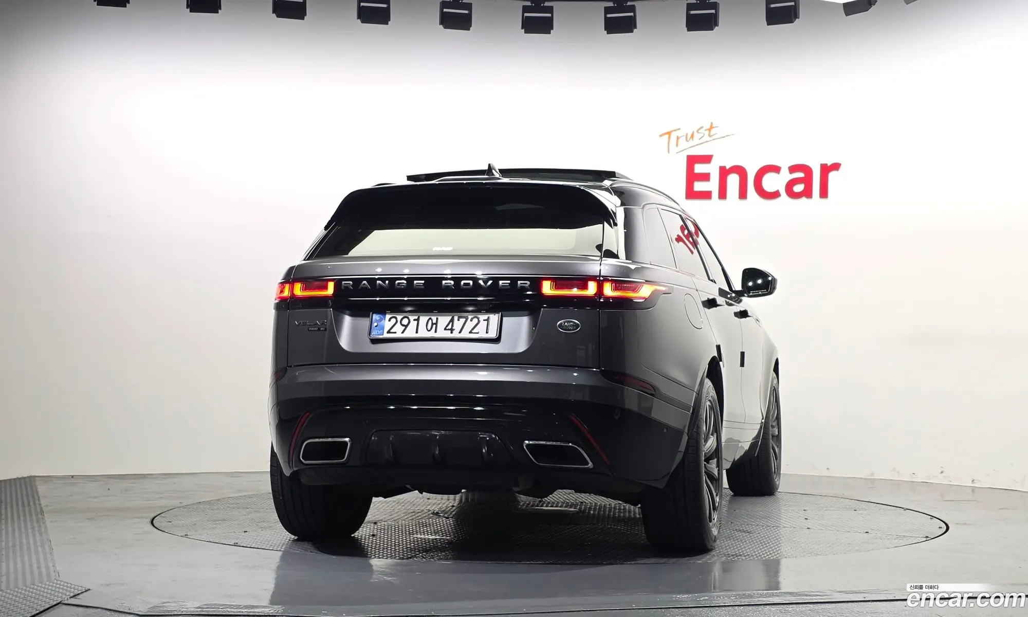 Land Rover Range Rover Velar 2019 — 3