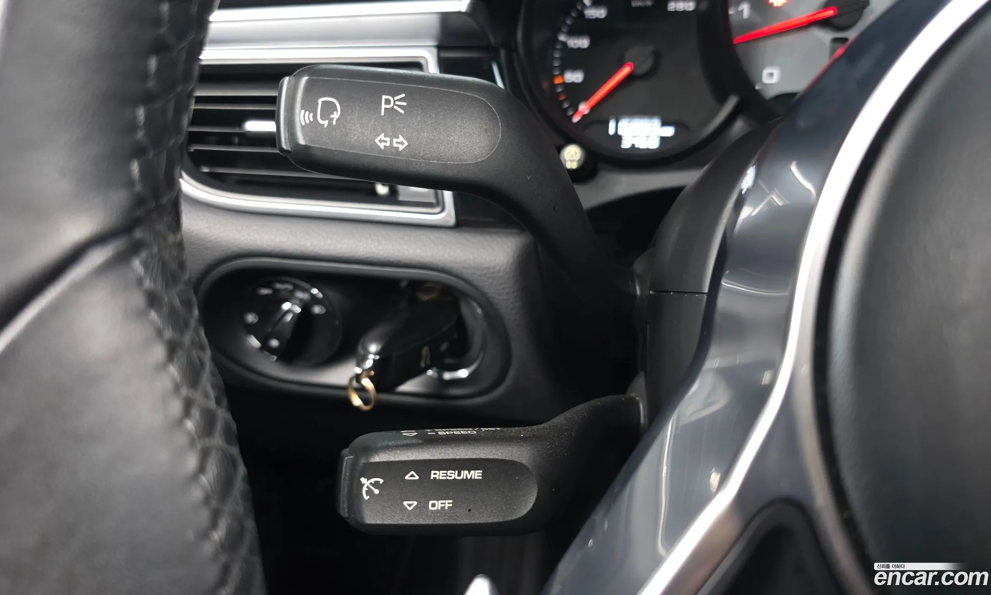 Porsche Macan 2017 — 30