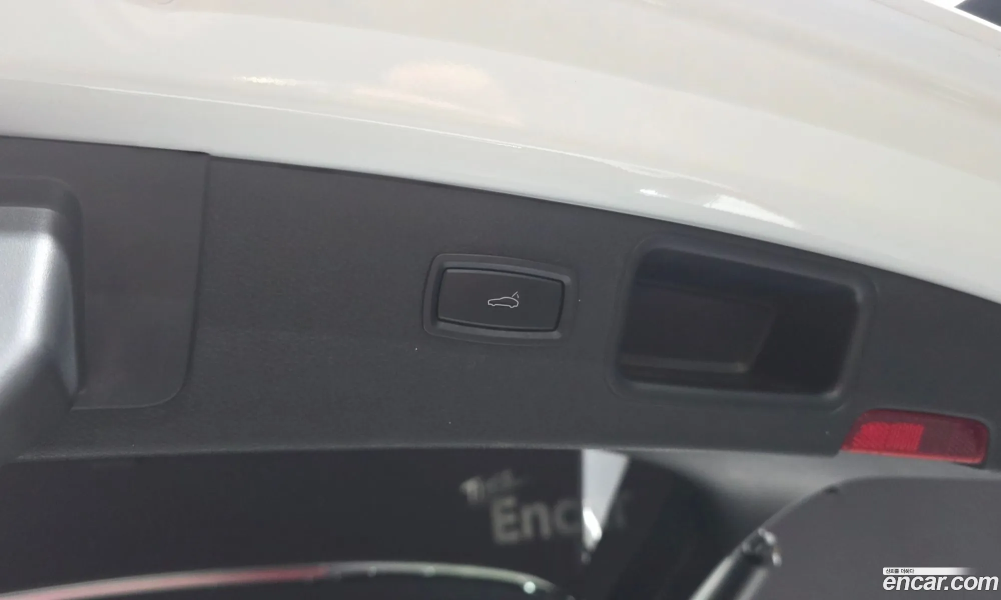 Porsche Macan 2017 — 32