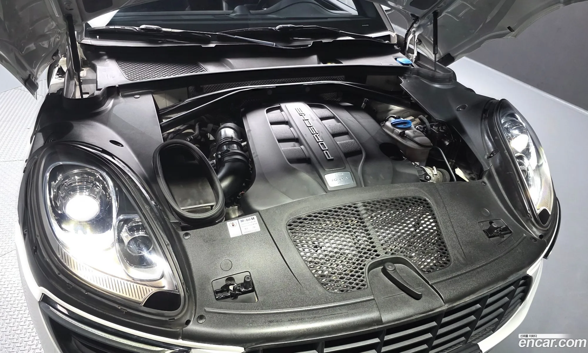 Porsche Macan 2017 — 9