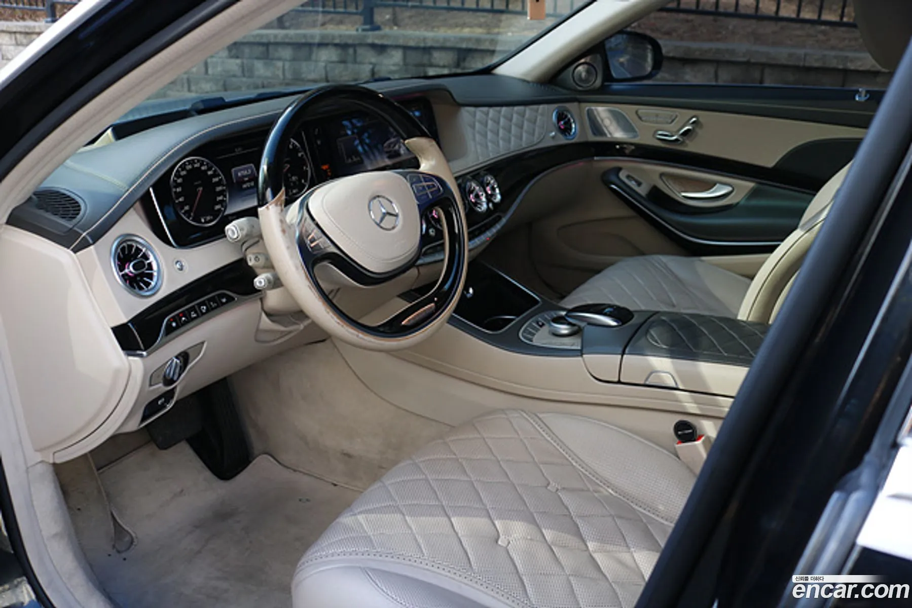 Mercedes-Benz S-Class W222 2015 — 17
