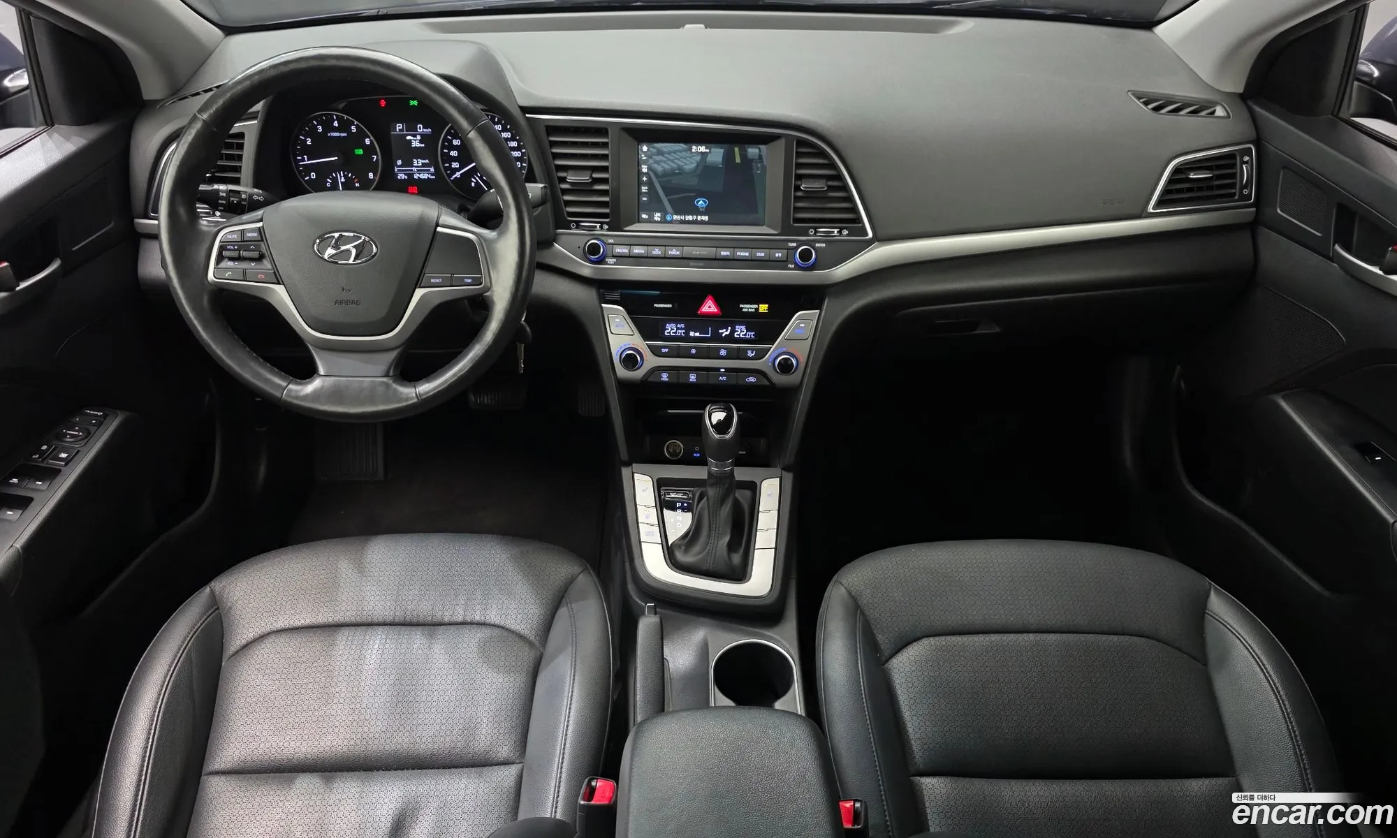 Hyundai Elantra AD 2017 — 3
