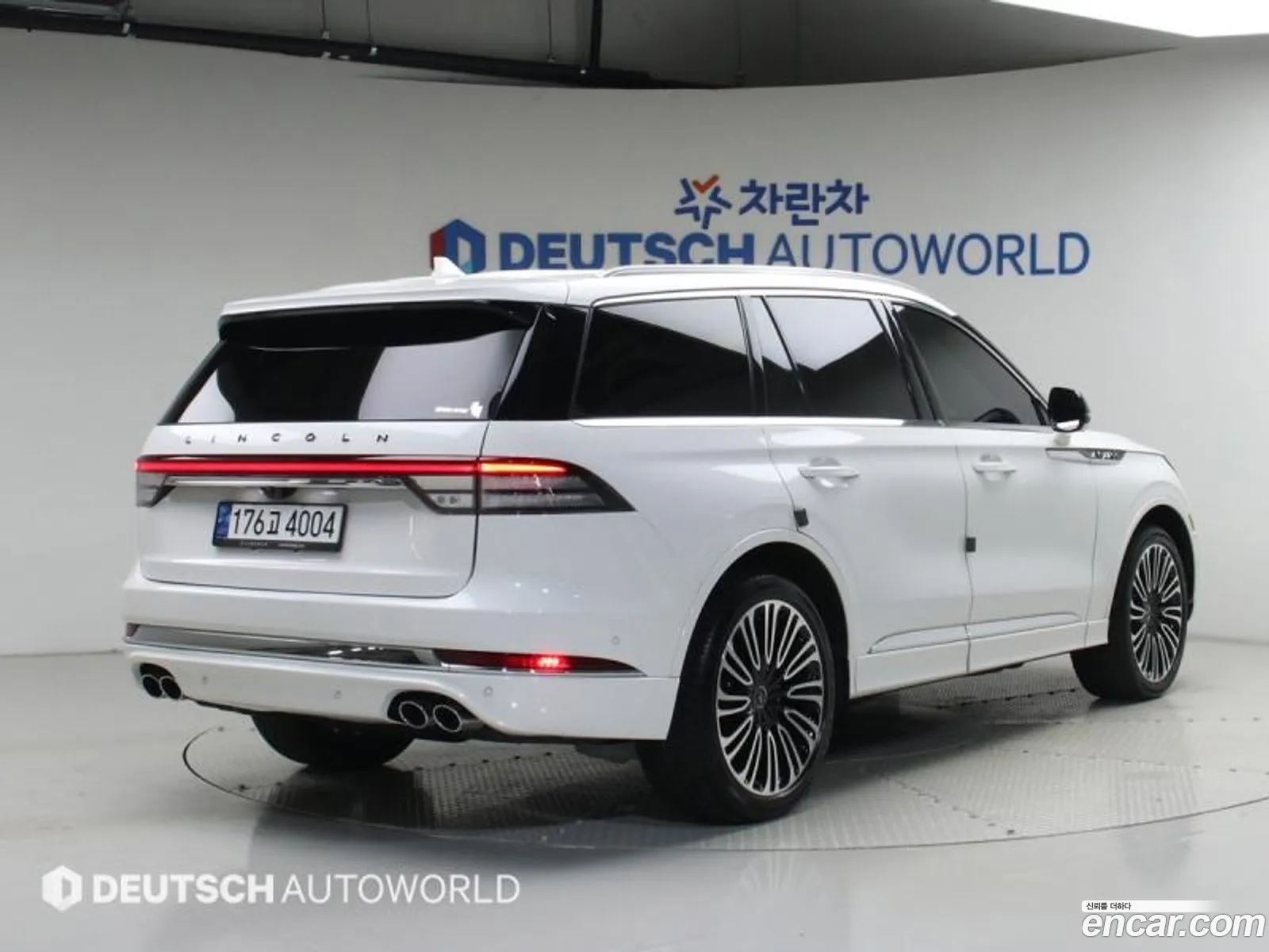 Lincoln Aviator 2023 — 3