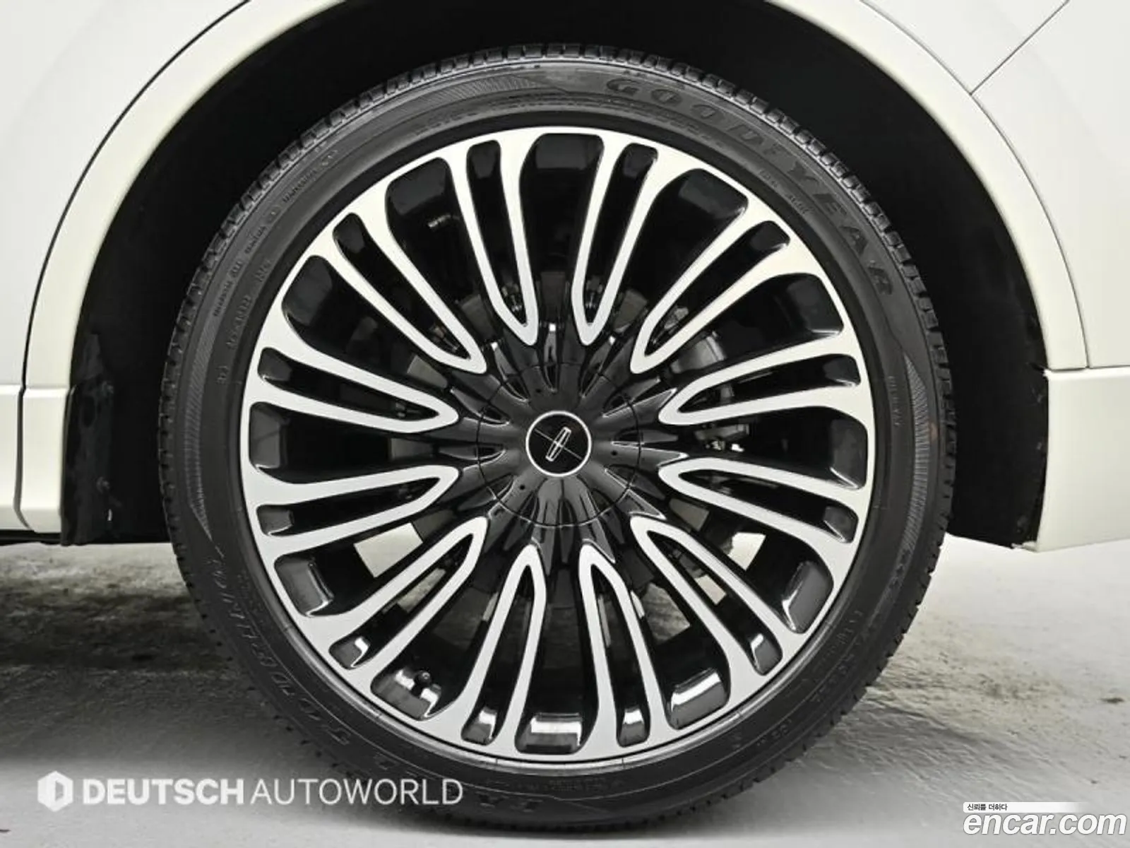 Lincoln Aviator 2023 — 14