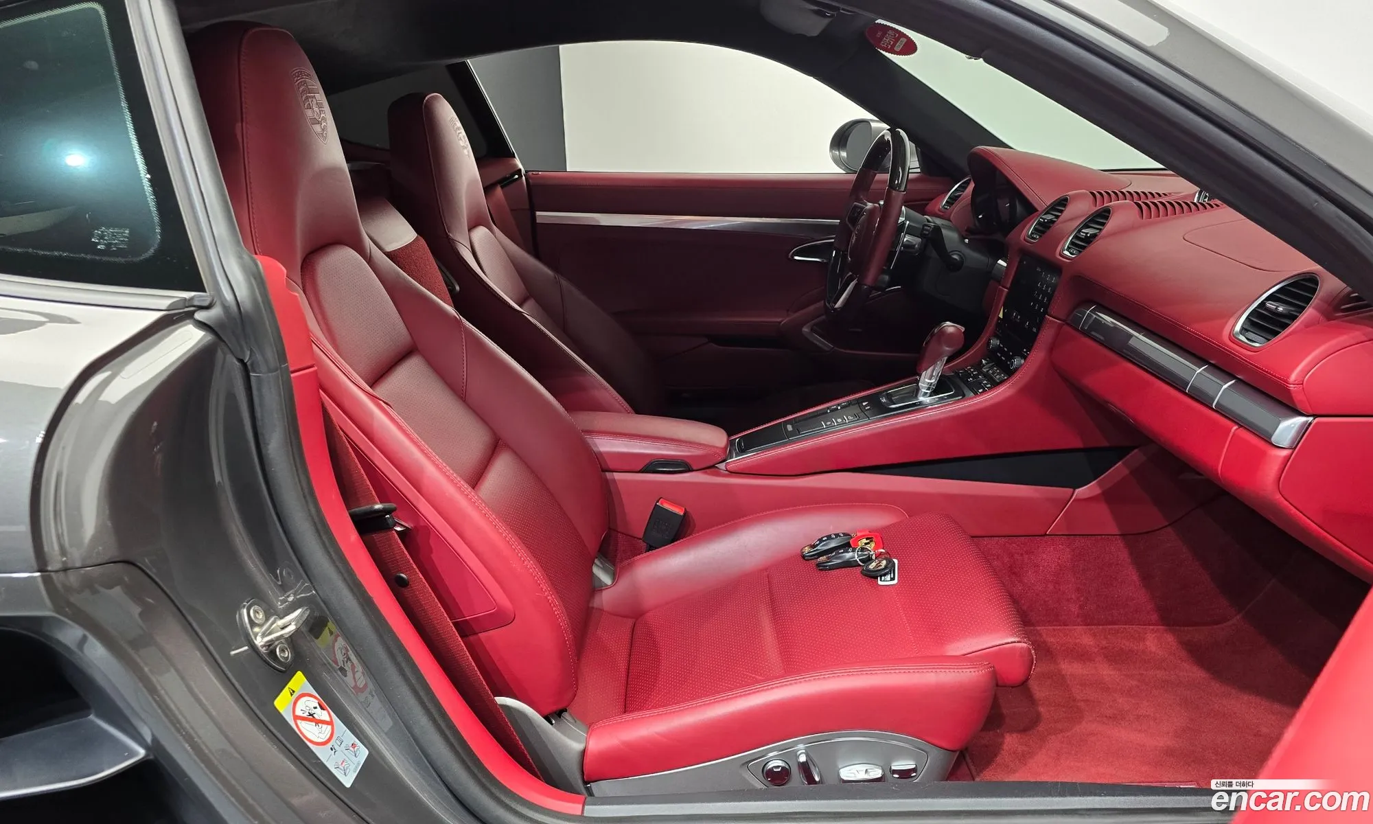 Porsche 718 Cayman 2021 — 16