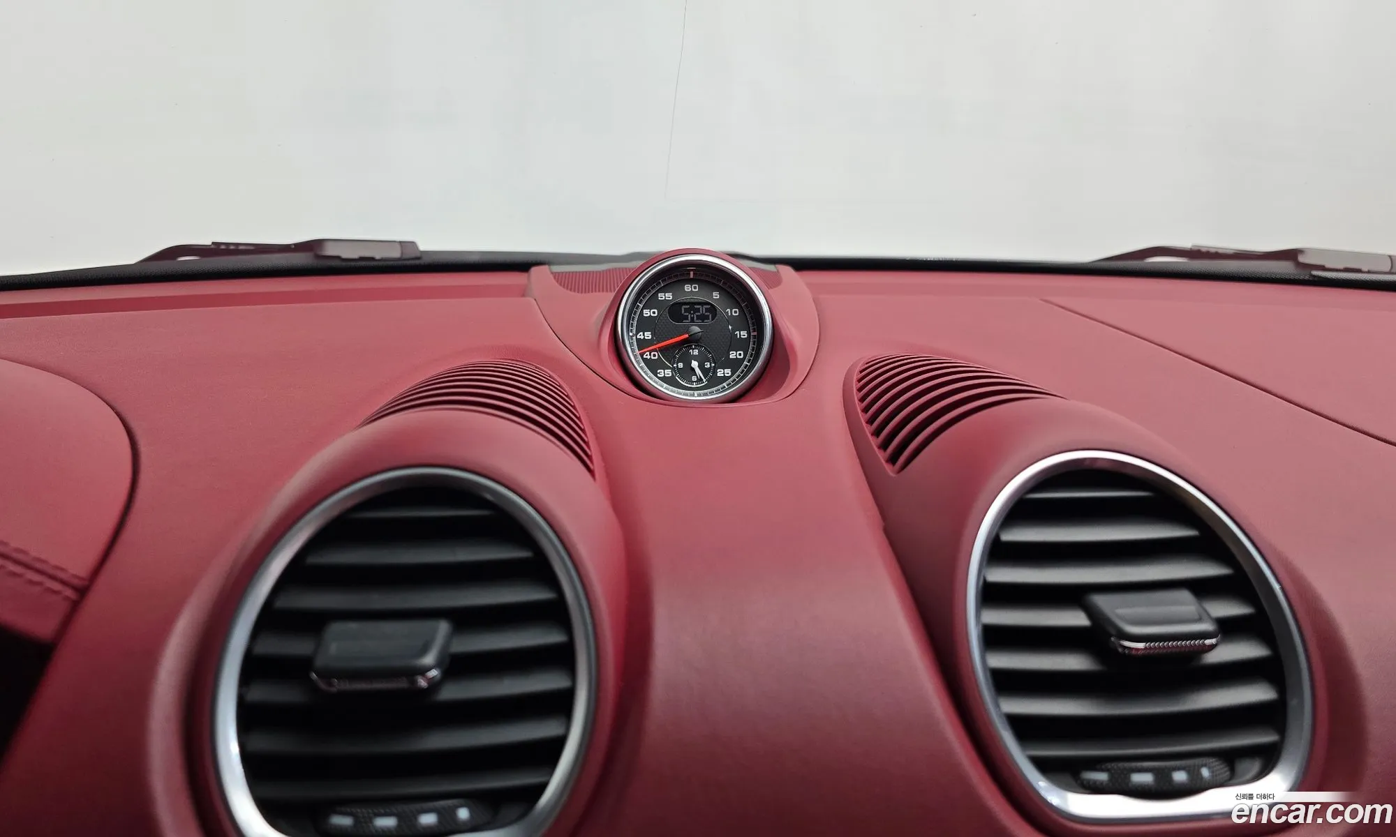 Porsche 718 Cayman 2021 — 25