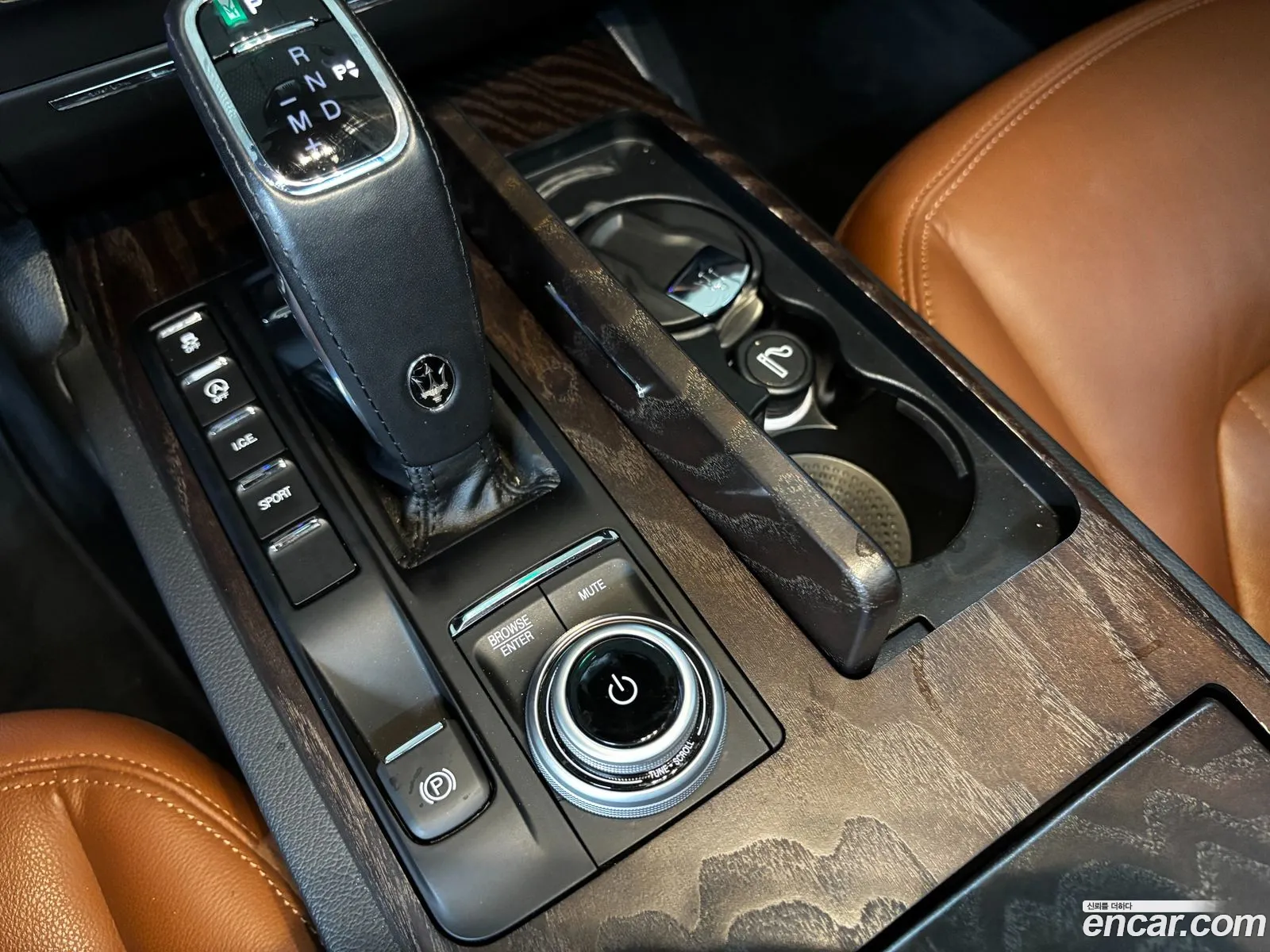 Maserati Ghibli 2021 — 2