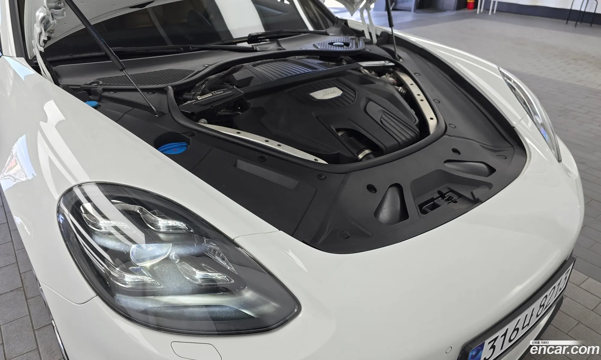 Porsche Panamera 2018 — 15