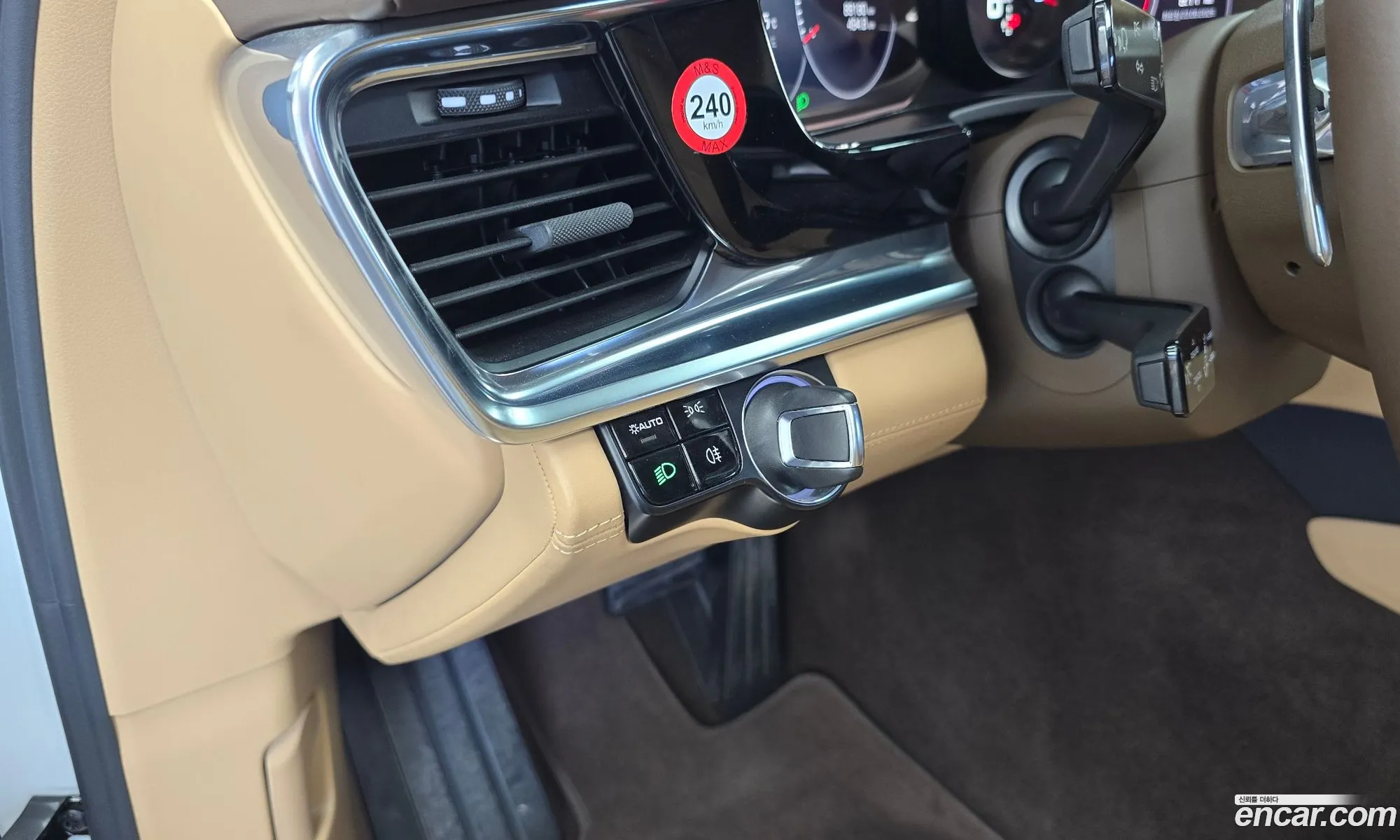 Porsche Panamera 2018 — 29