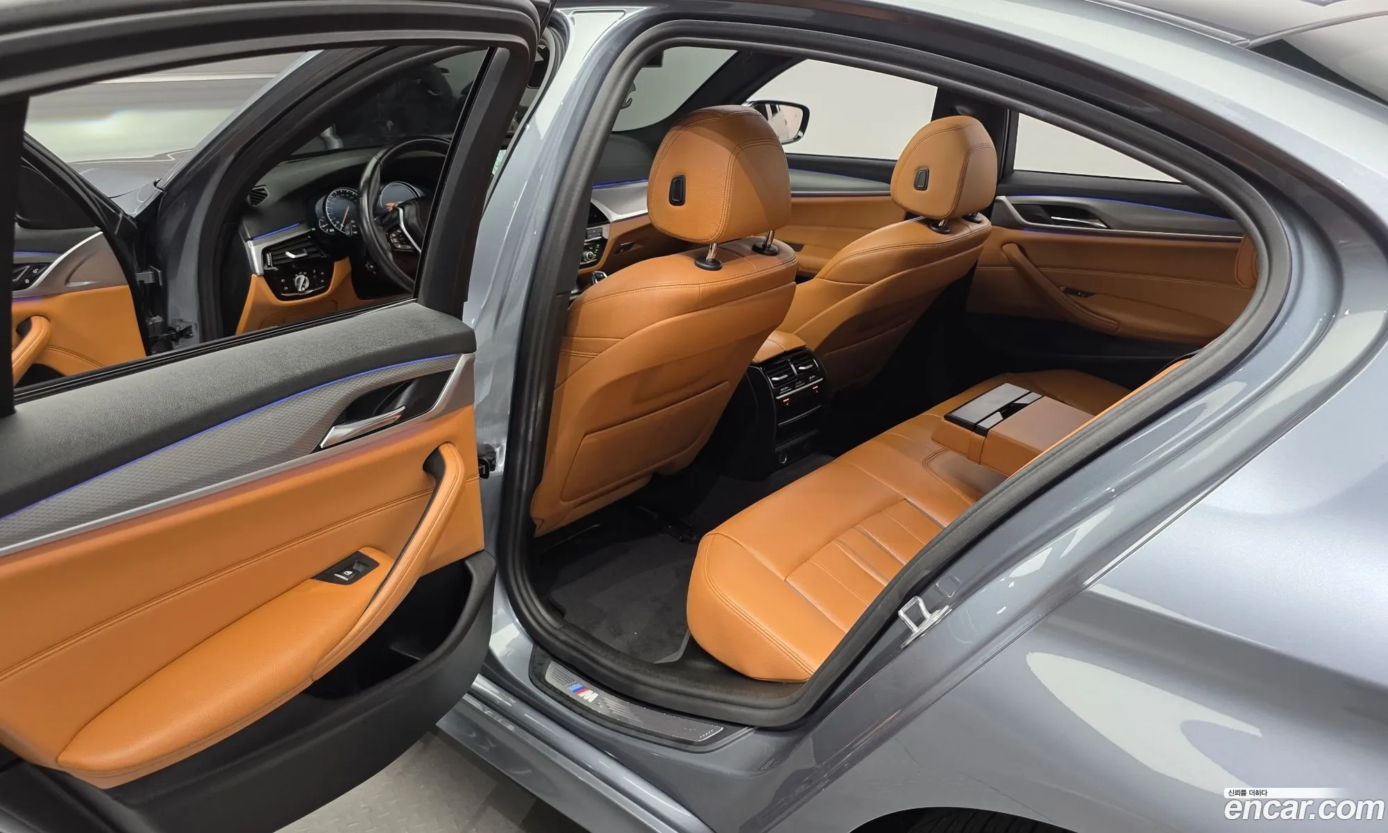 BMW 5 Series 2017 WBAJD9104HG476618 — 9