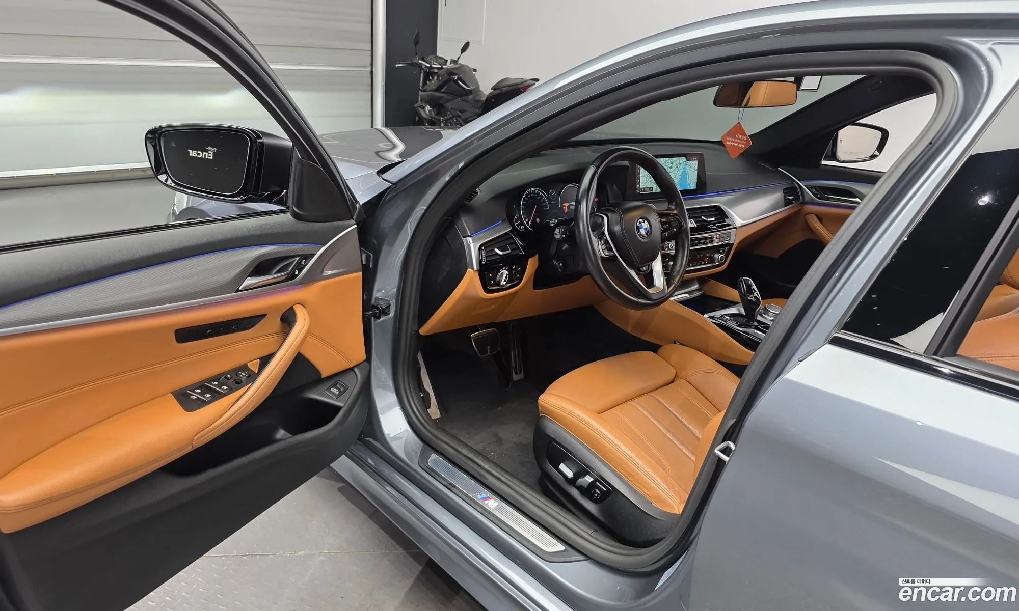 BMW 5 Series 2017 WBAJD9104HG476618 — 18