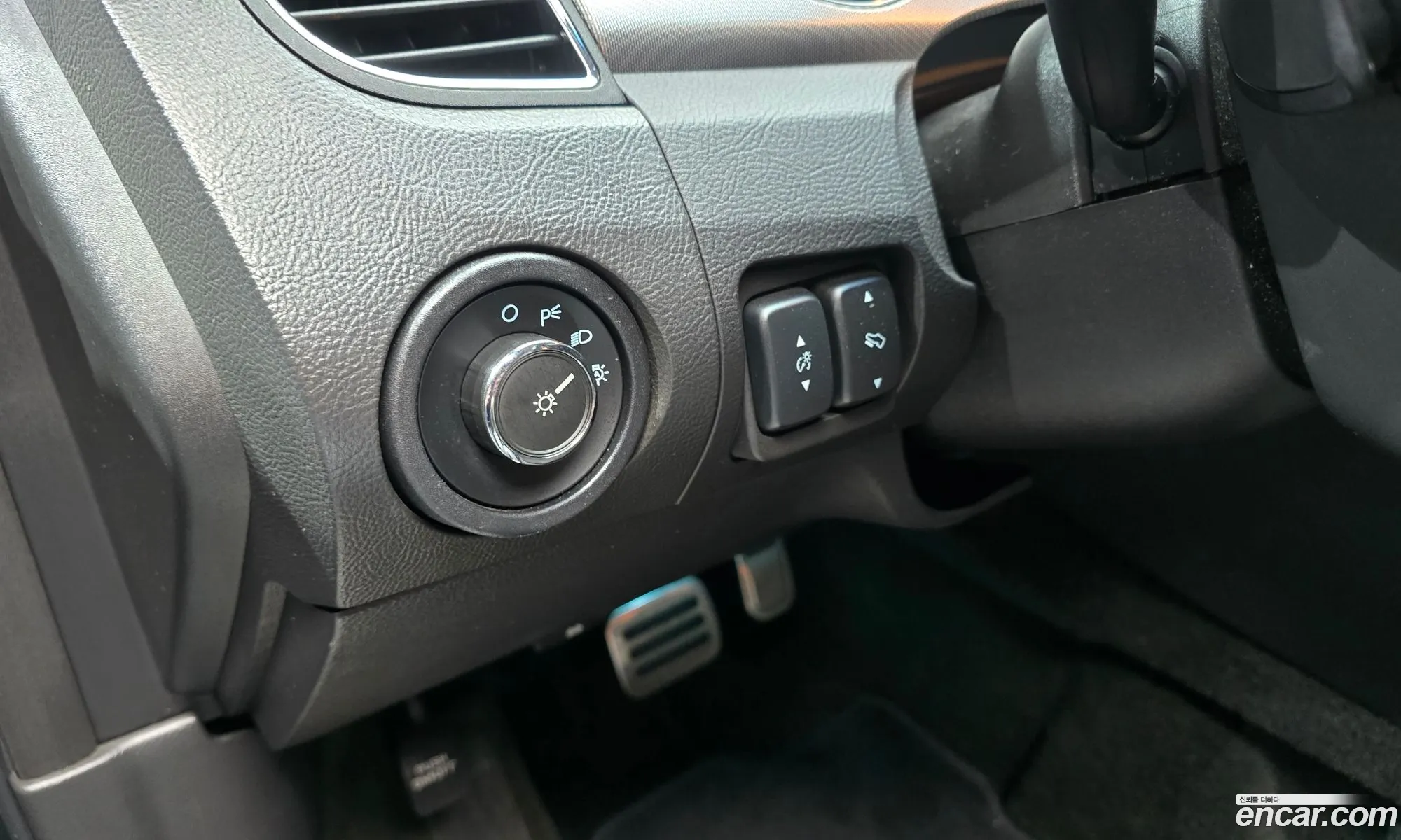 Ford Taurus 2012 1FAHP2KT8CG103668 — 9