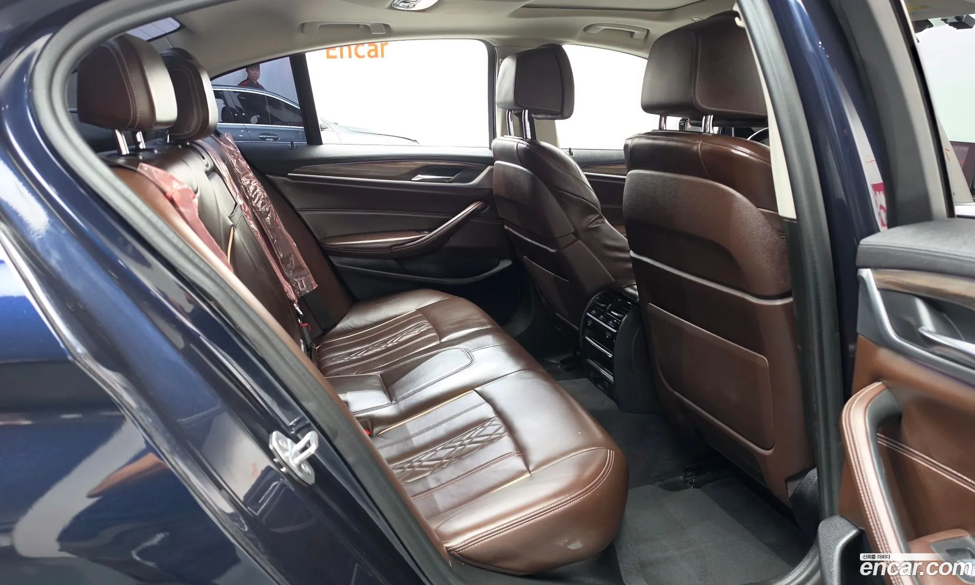 BMW 5 Series 2019 WBAJF3102KBS70645 — 10