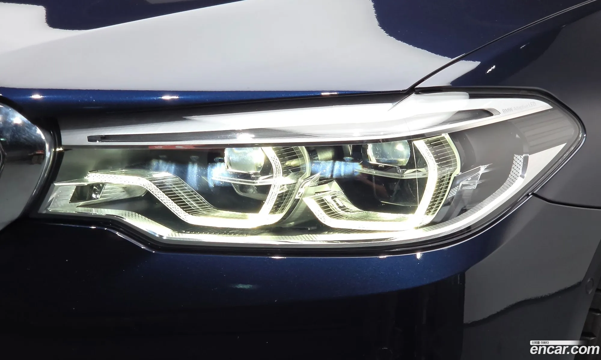 BMW 5 Series 2019 WBAJF3102KBS70645 — 28