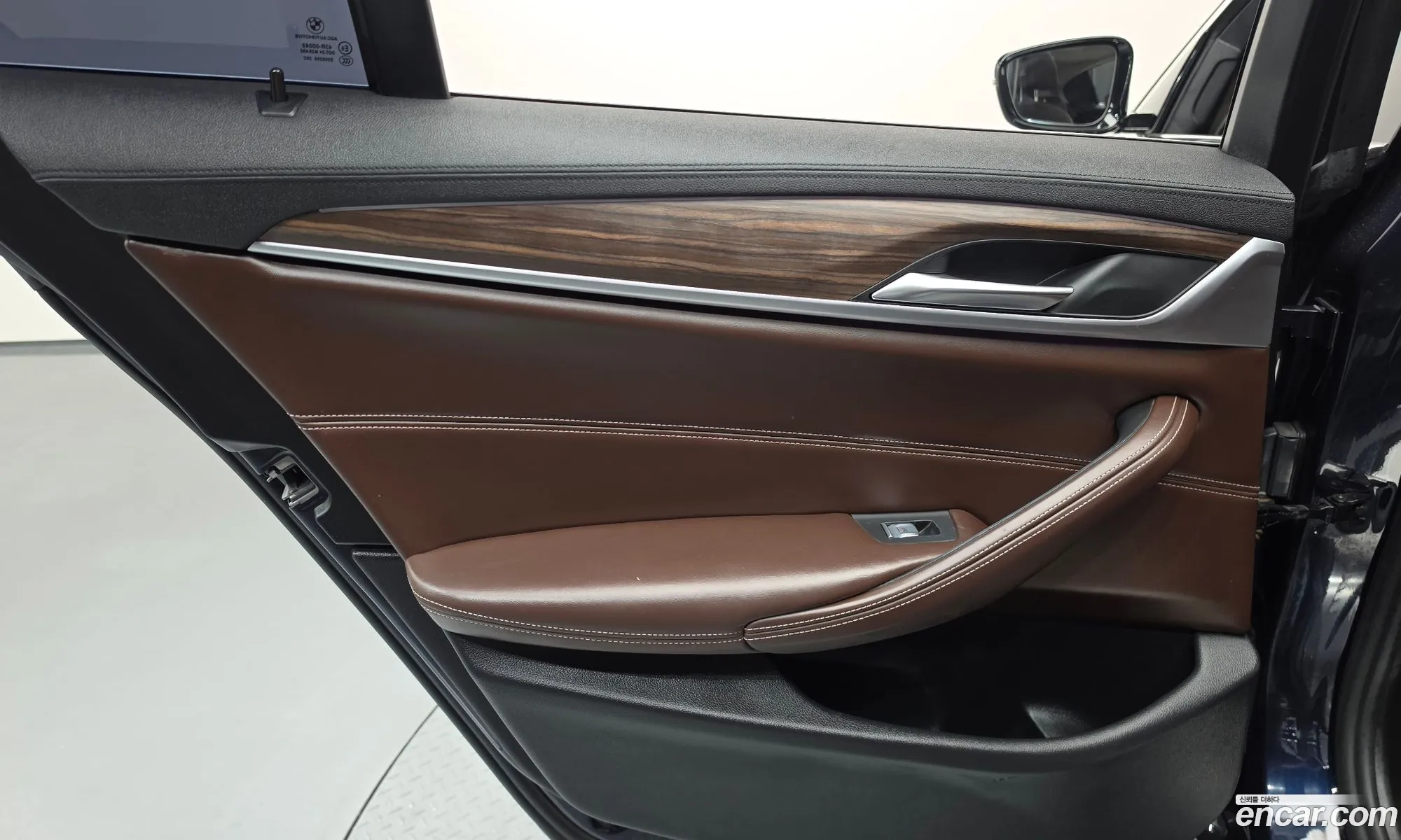 BMW 5 Series 2019 WBAJF3102KBS70645 — 3