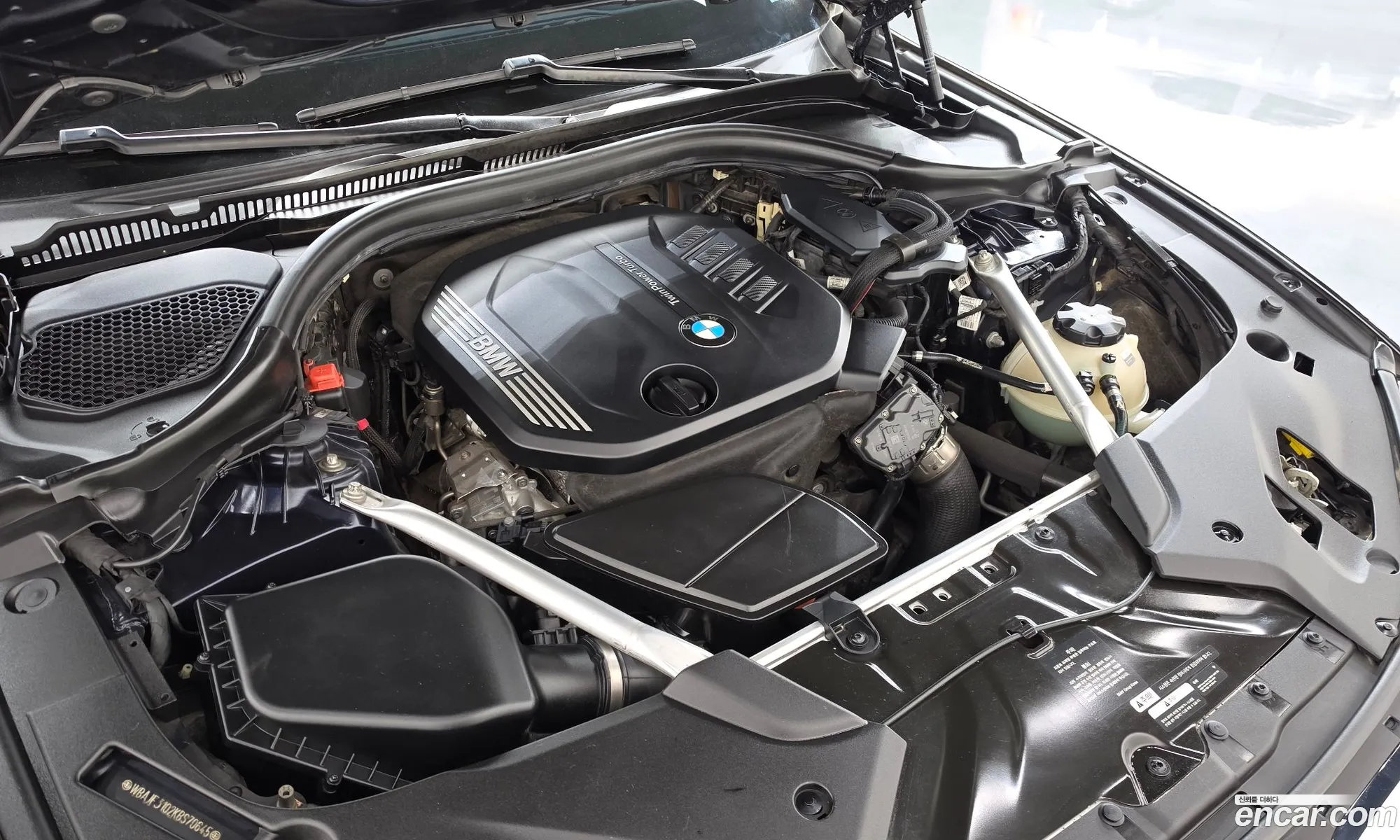 BMW 5 Series 2019 WBAJF3102KBS70645 — 13