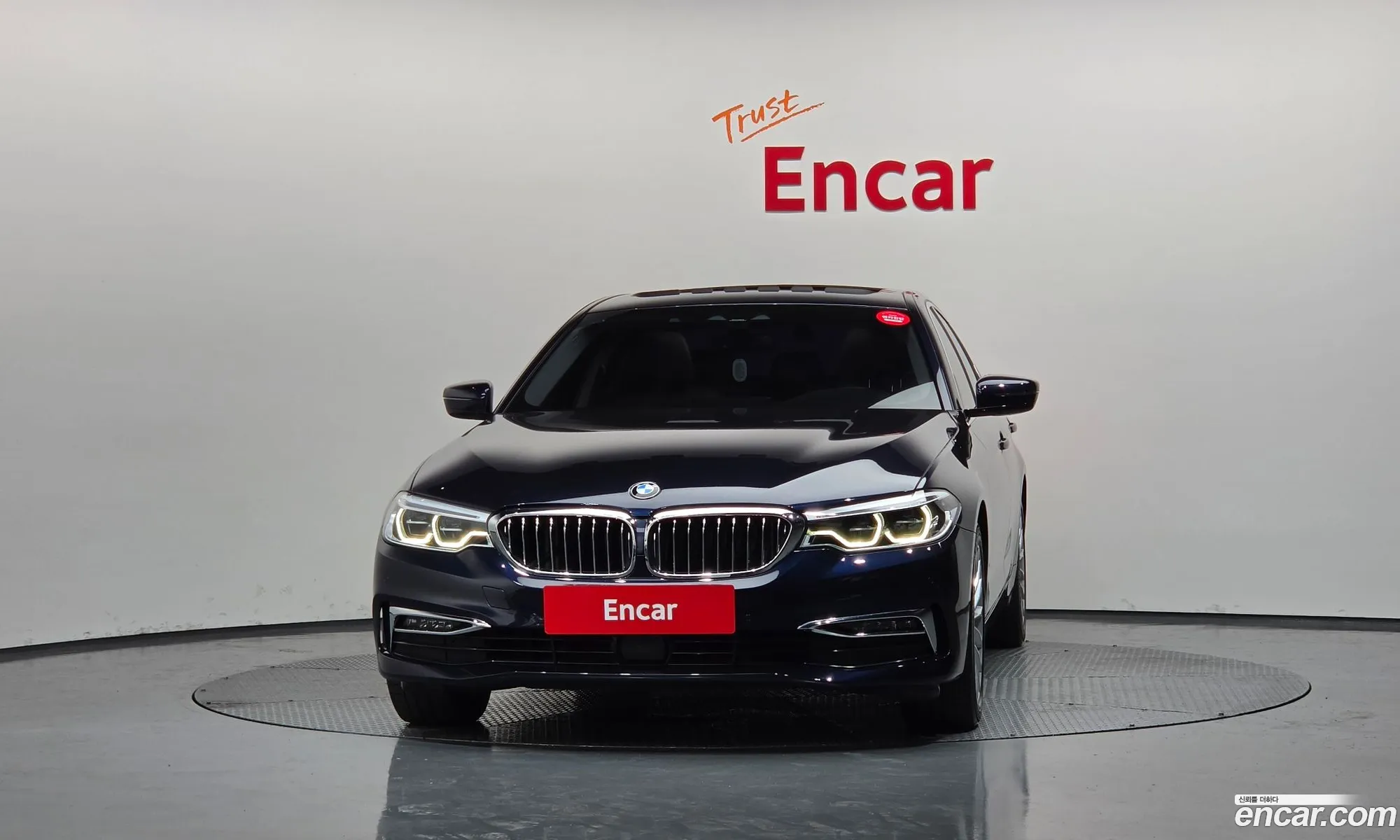 BMW 5 Series 2019 WBAJF3102KBS70645 — 36