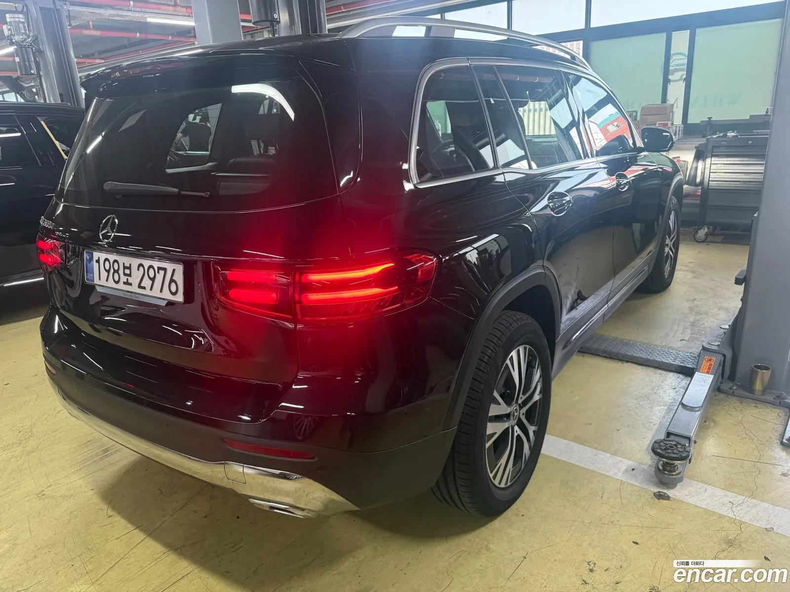 Mercedes-Benz GLB-Class X247 2025 — 6