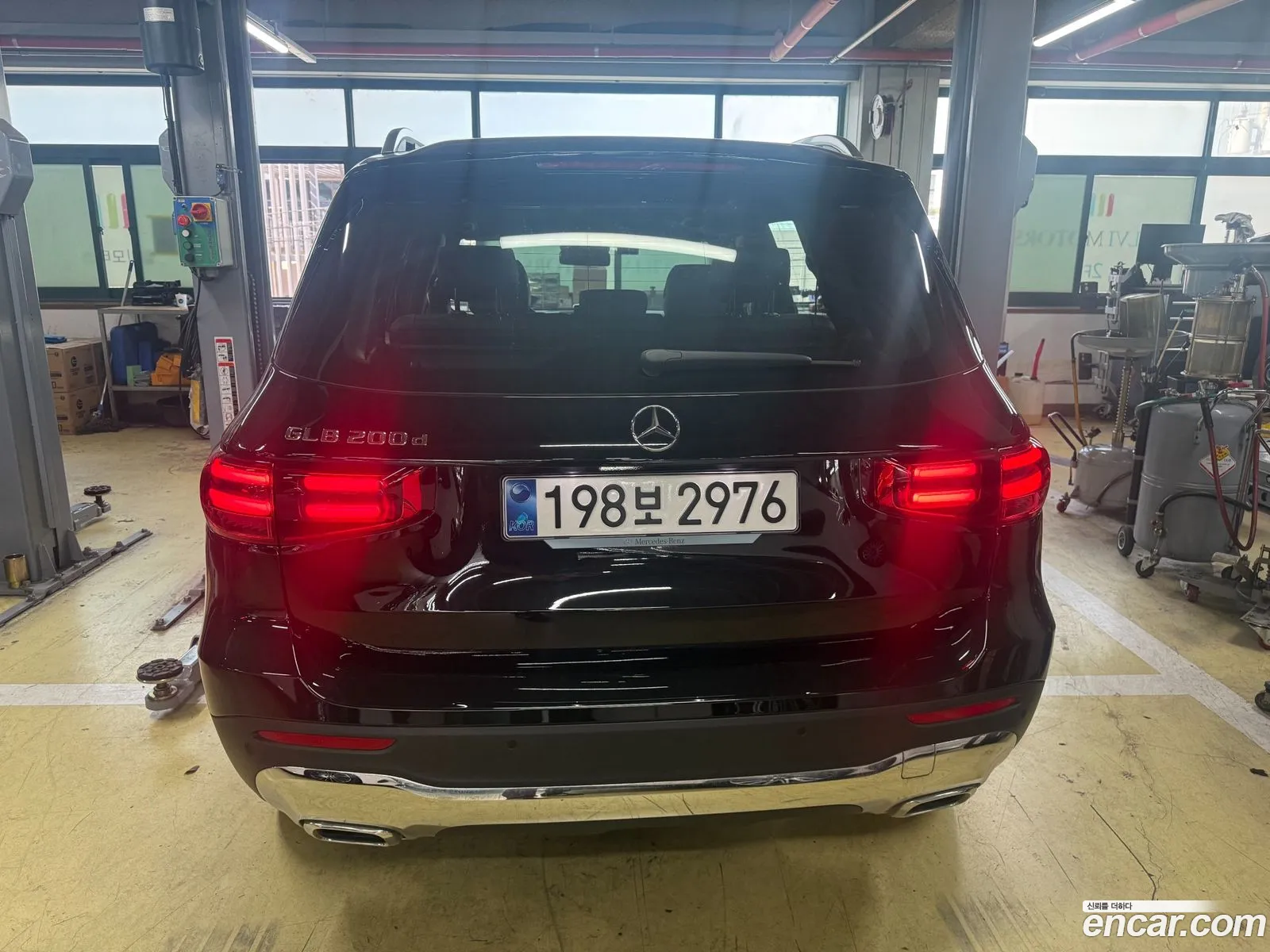 Mercedes-Benz GLB-Class X247 2025 — 8