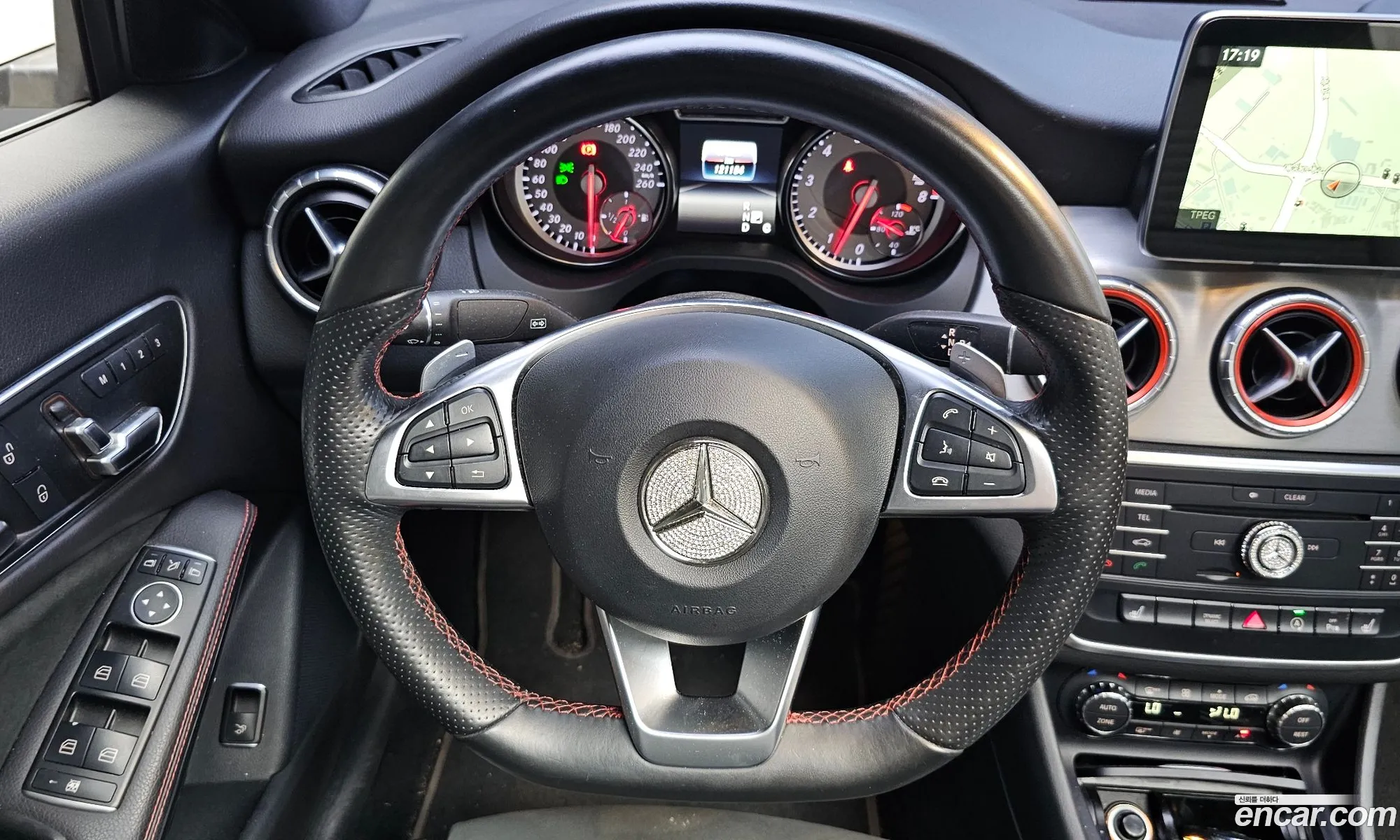 Mercedes-Benz CLA-Class C117 2016 — 5