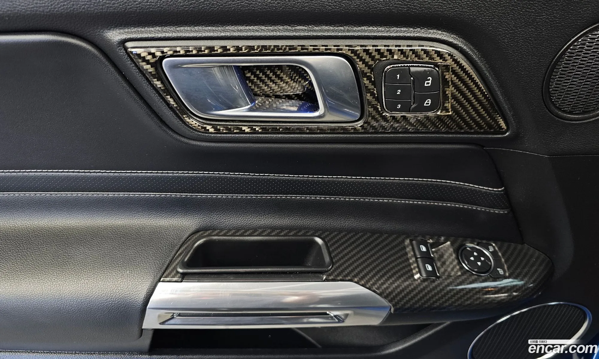 Ford Mustang 2018 — 32
