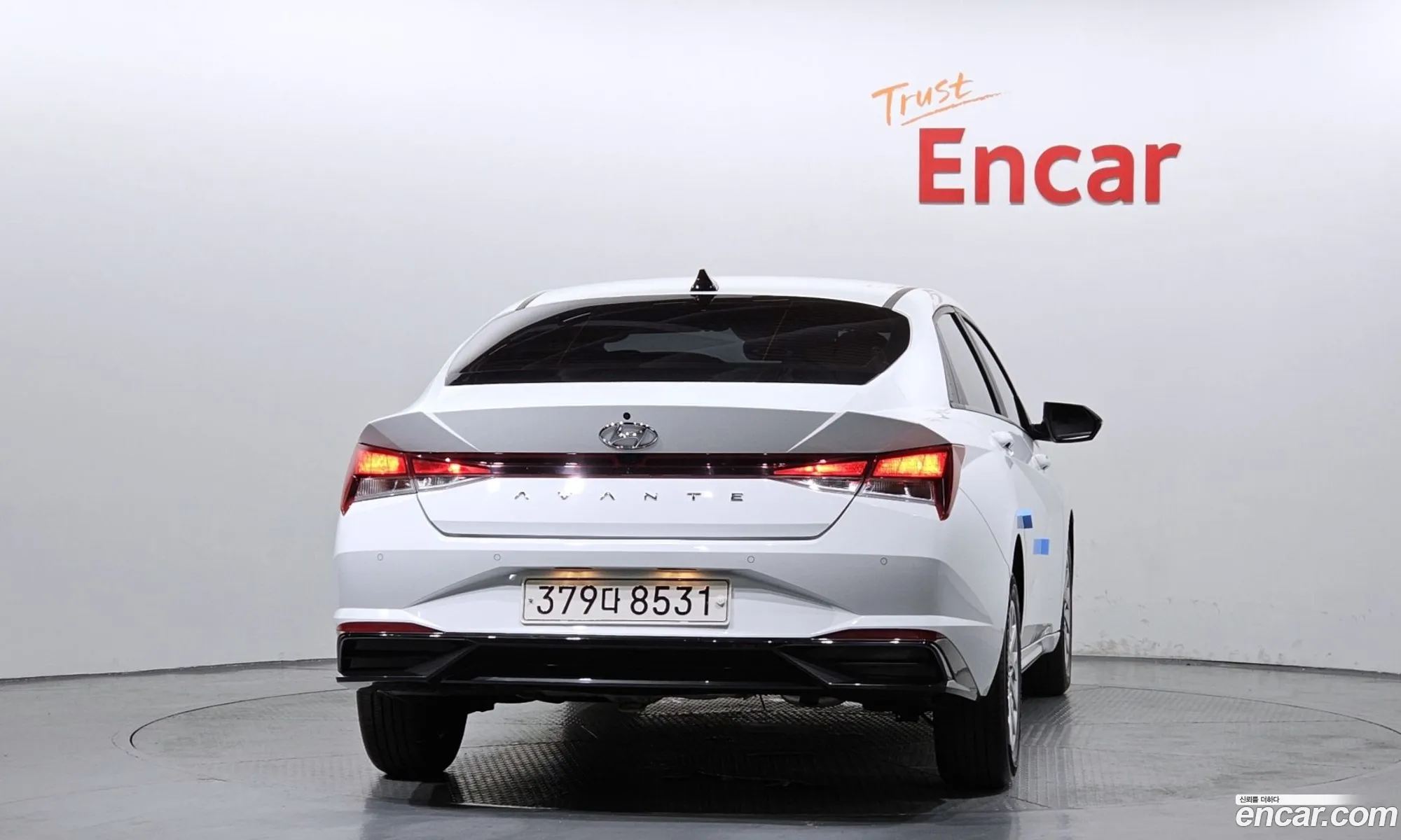 Hyundai Elantra 2021 — 3