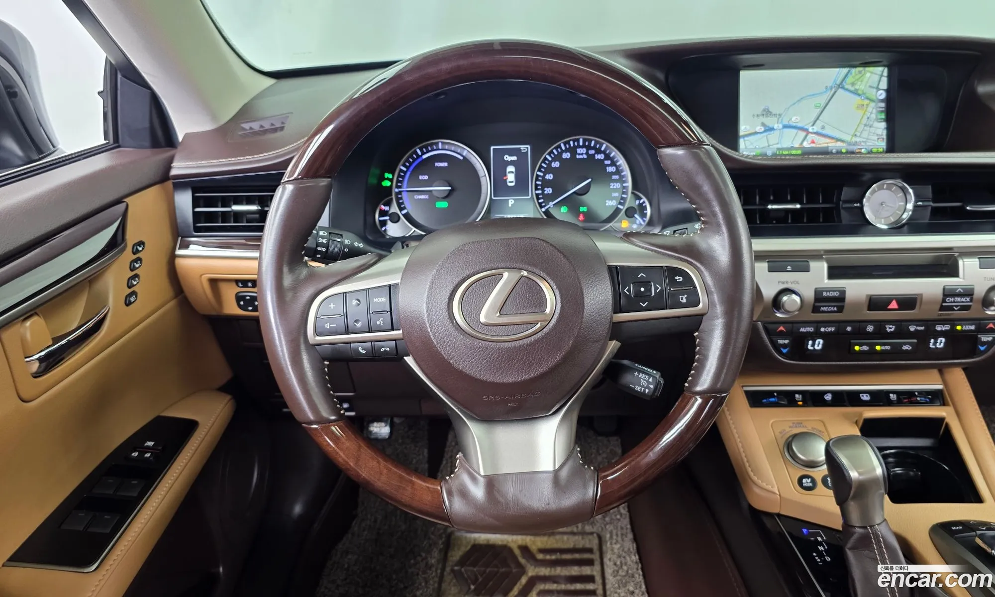Lexus ES300h 2018 JTHBW1GGXJ2180270 — 4