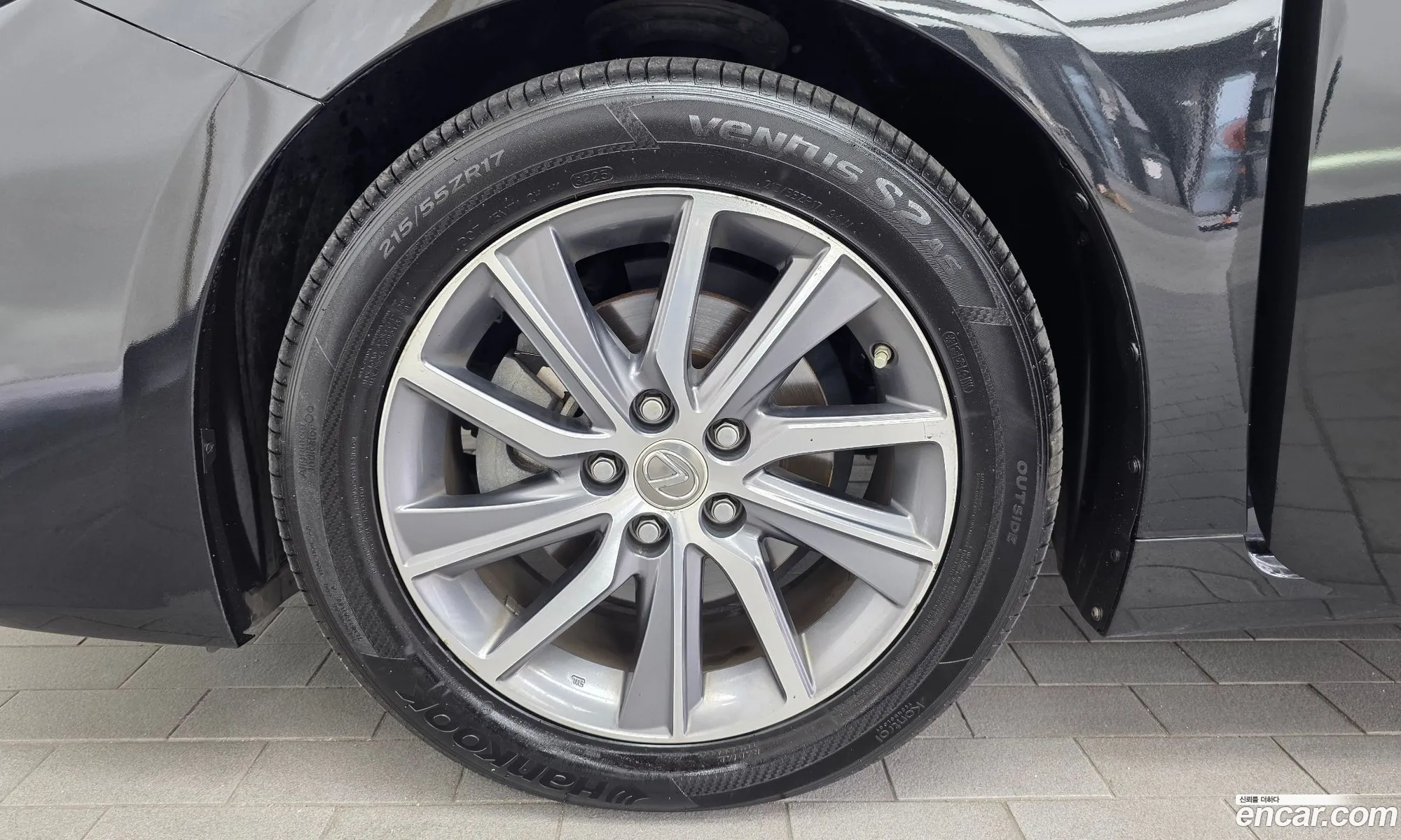 Lexus ES300h 2018 JTHBW1GGXJ2180270 — 11