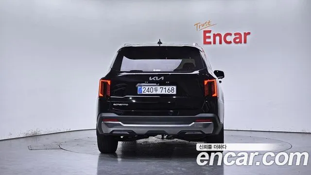 Kia Sorento 2025 — 3