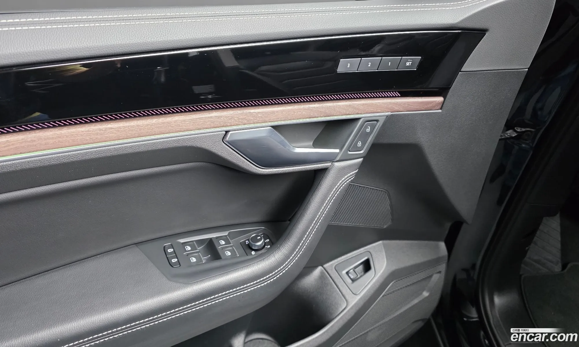 Volkswagen Touareg 2024 — 34