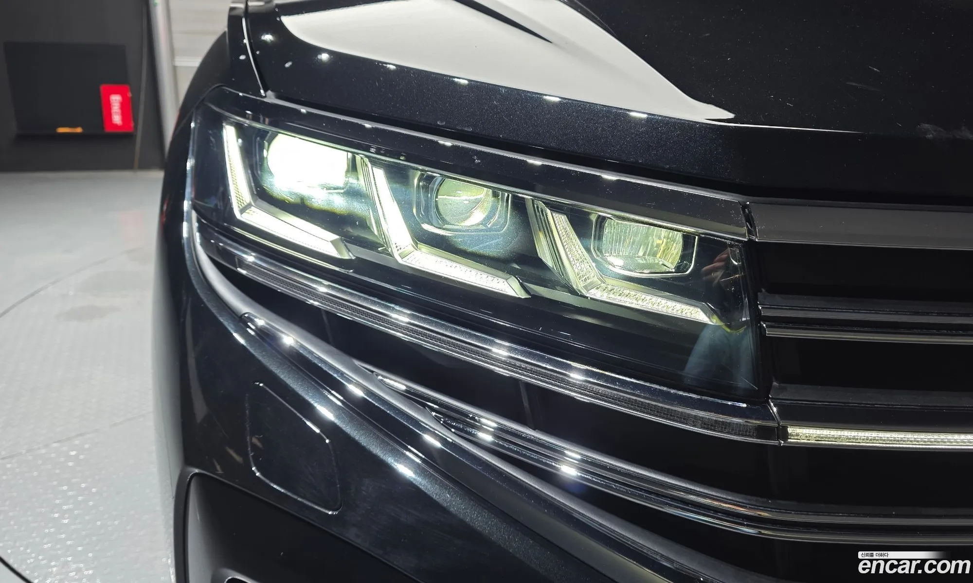 Volkswagen Touareg 2024 — 32