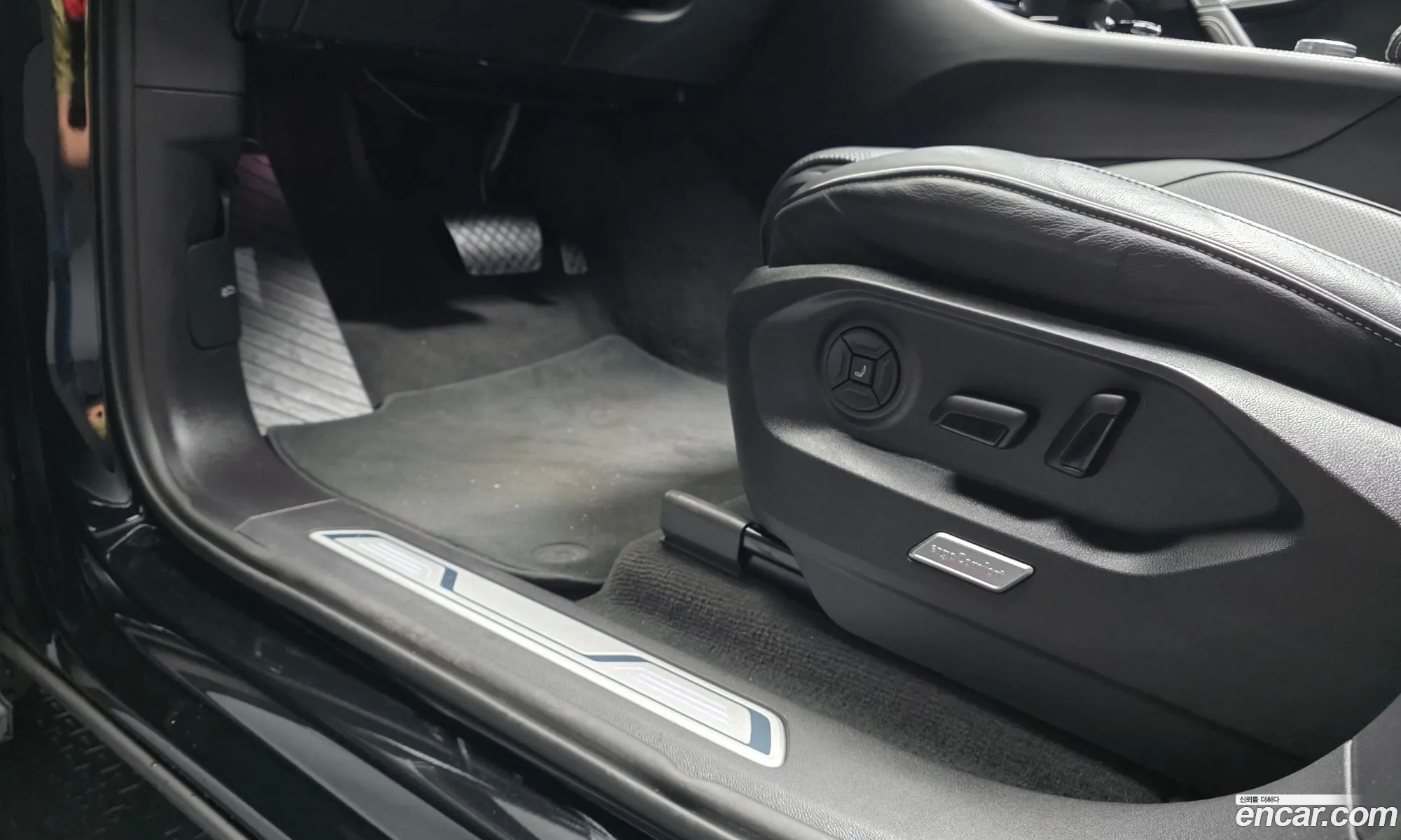 Volkswagen Touareg 2024 — 15