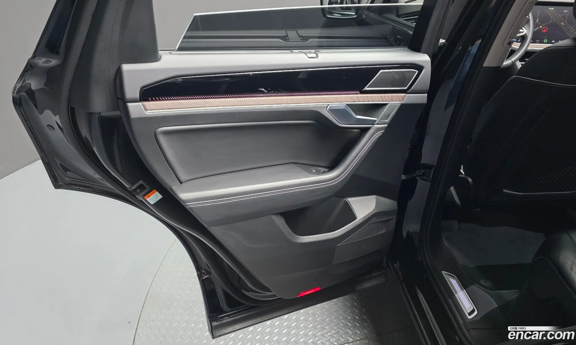Volkswagen Touareg 2024 — 5
