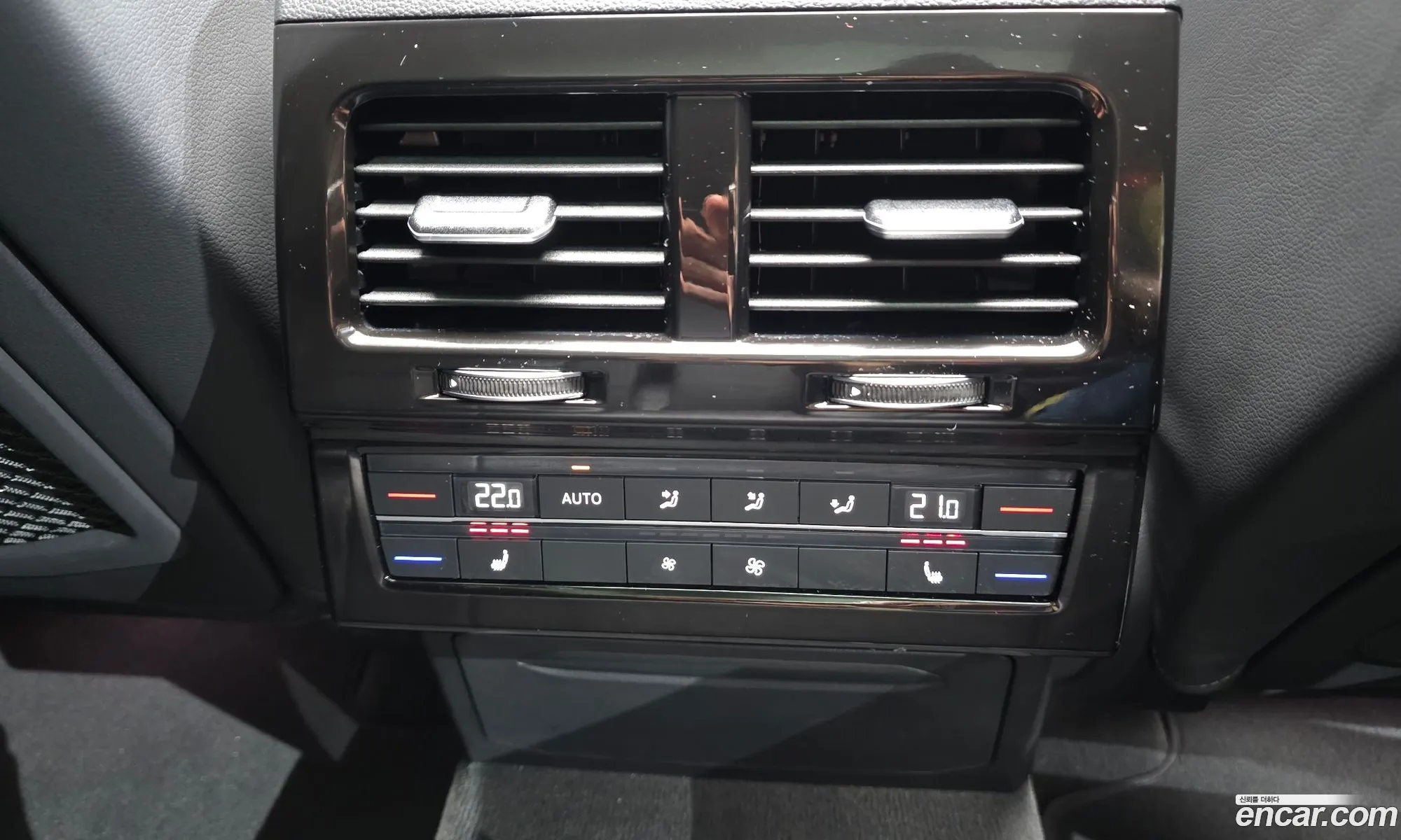 Volkswagen Touareg 2024 — 25