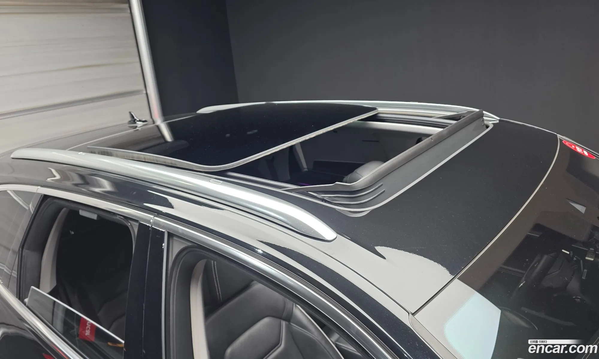 Volkswagen Touareg 2024 — 16