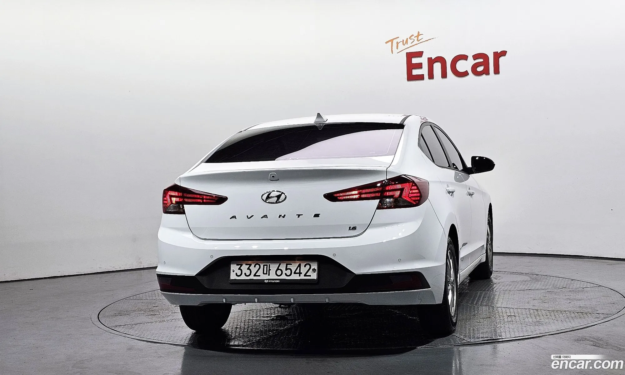 Hyundai Elantra AD 2020 — 2