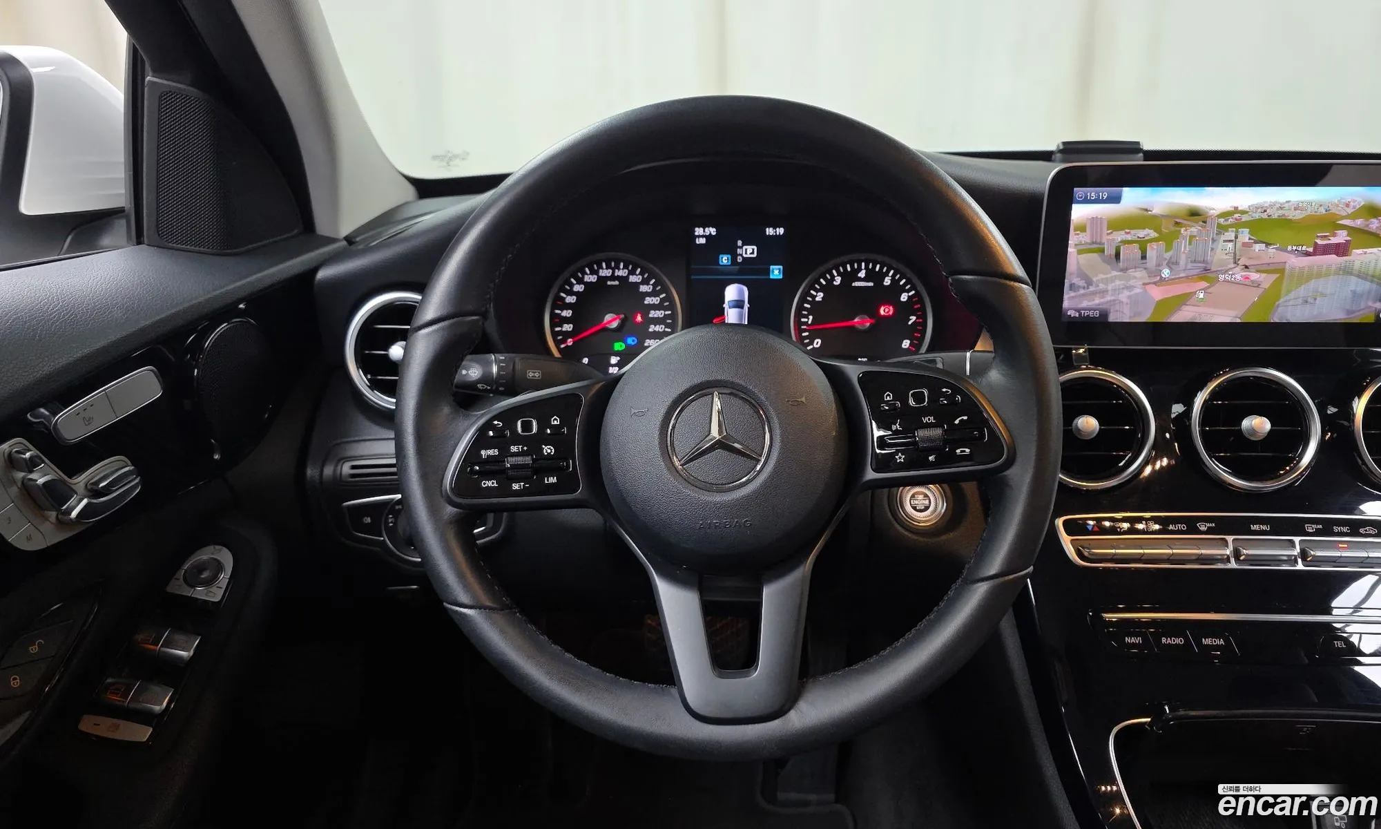 Mercedes-Benz C-Class W205 2019 — 9