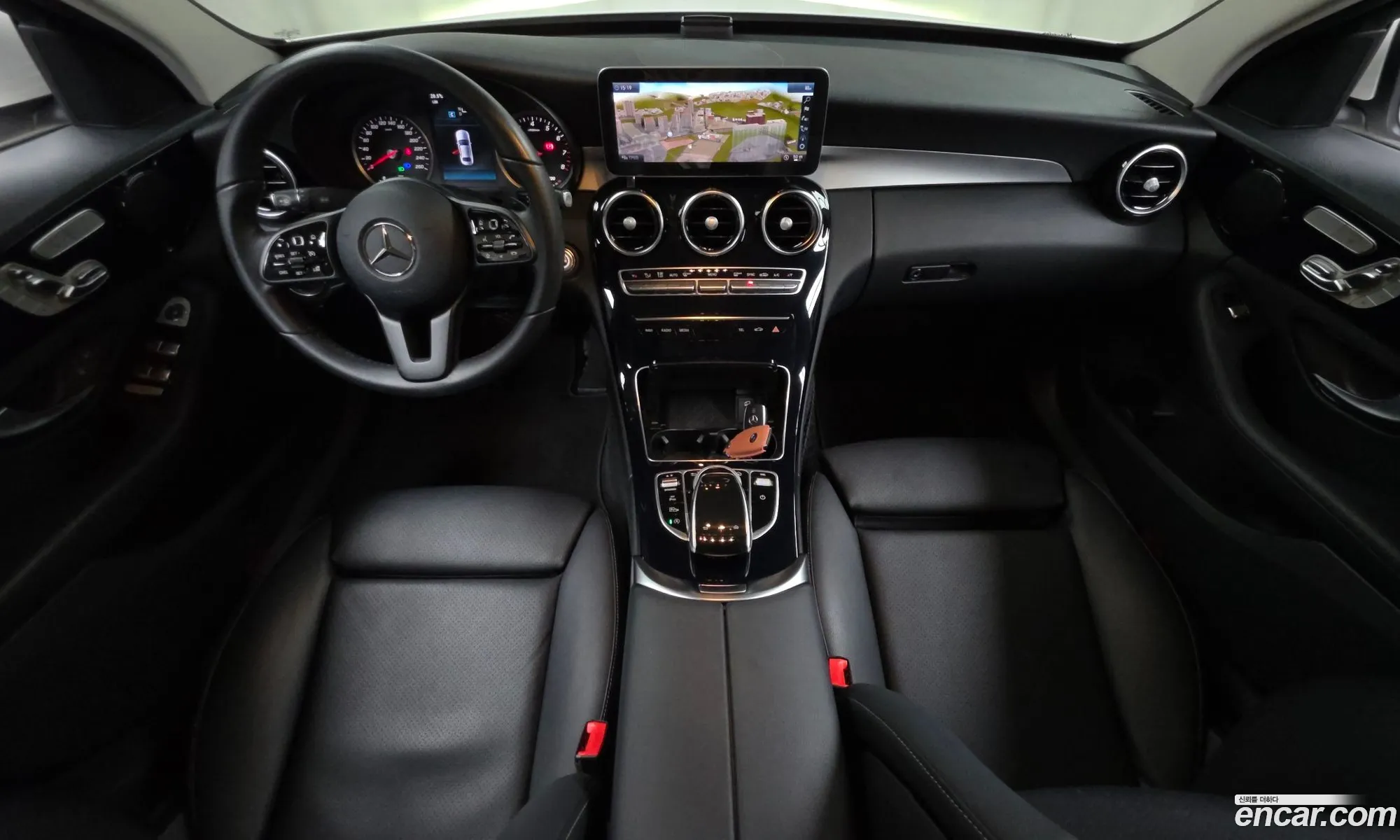 Mercedes-Benz C-Class W205 2019 — 31