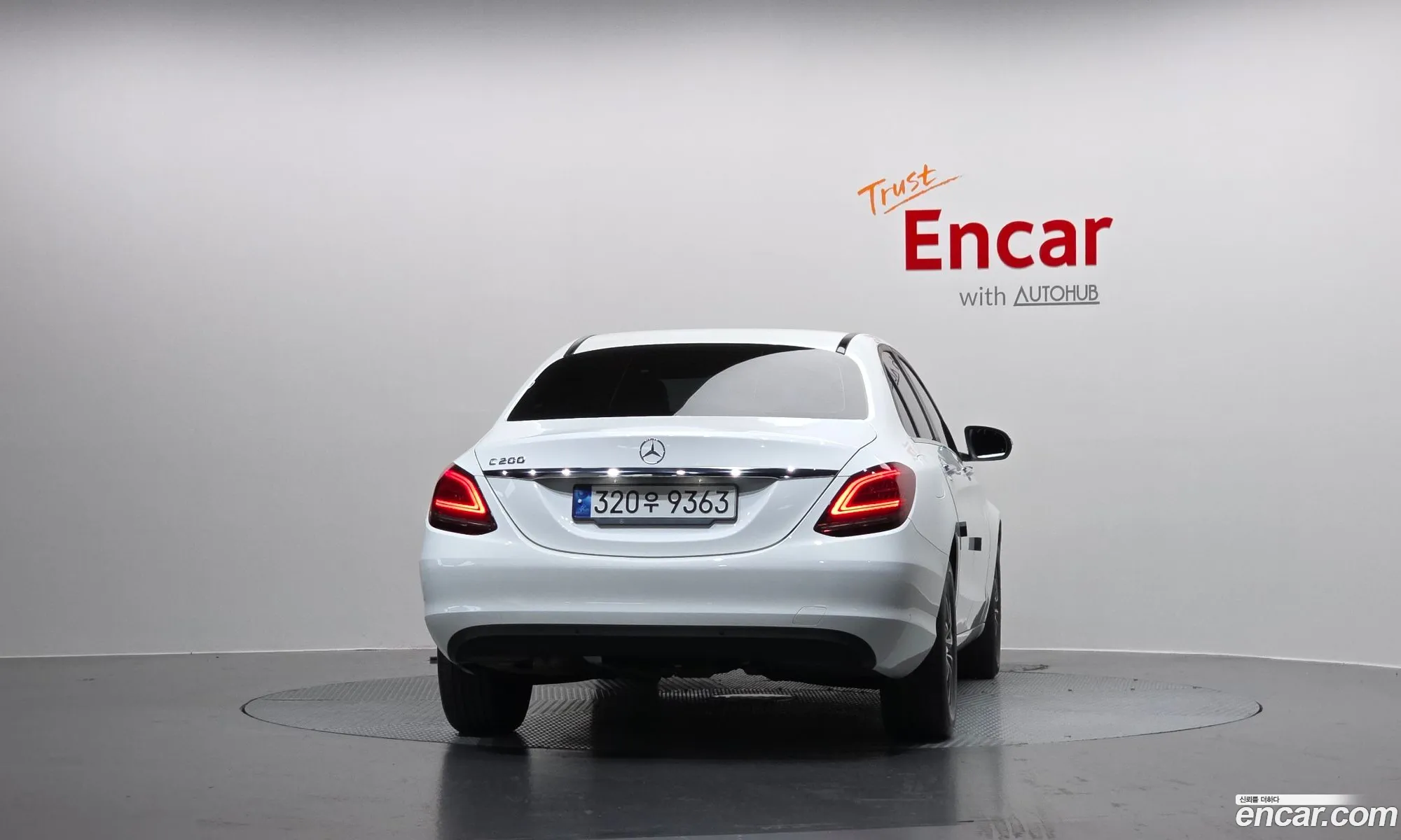 Mercedes-Benz C-Class W205 2019 — 16