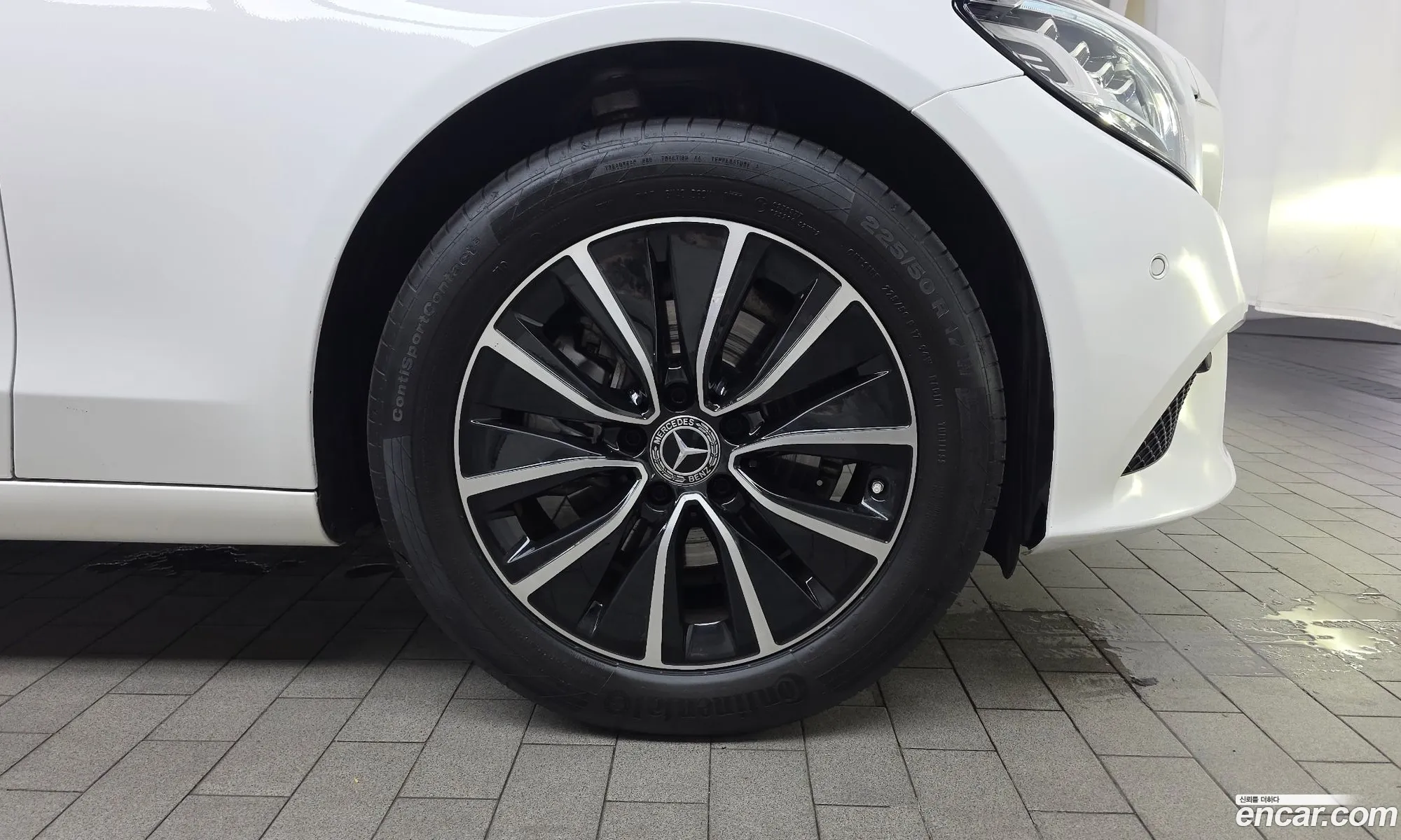 Mercedes-Benz C-Class W205 2019 — 30