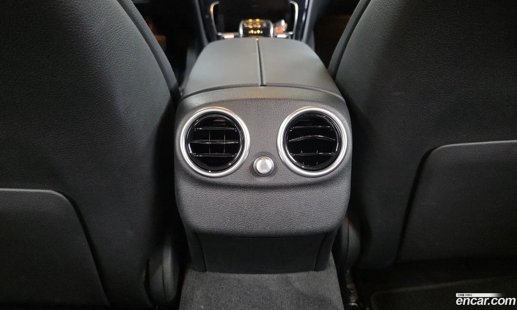 Mercedes-Benz C-Class W205 2019 — 2