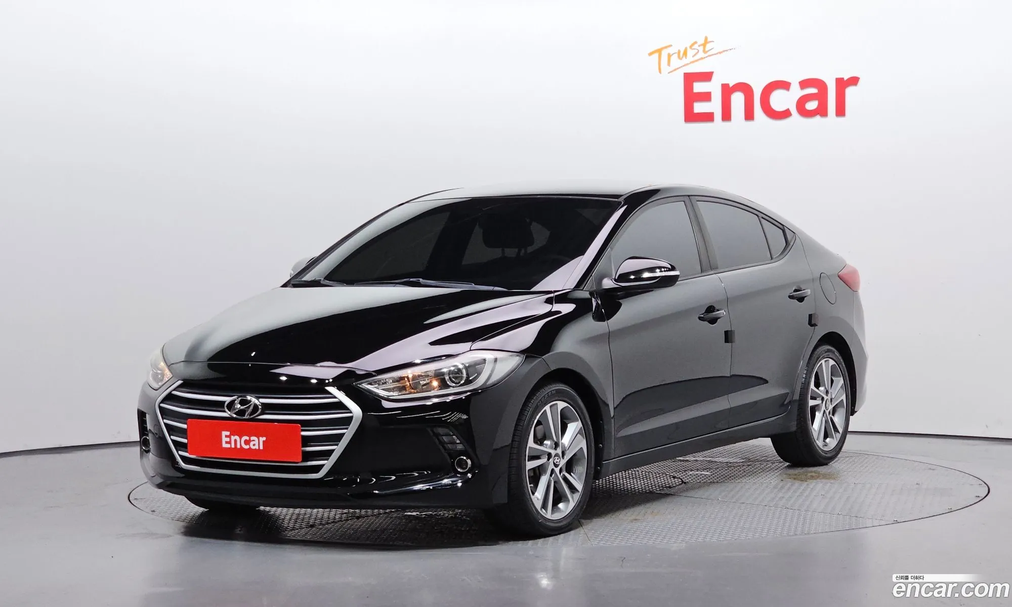 Hyundai Elantra AD 2017 — 4