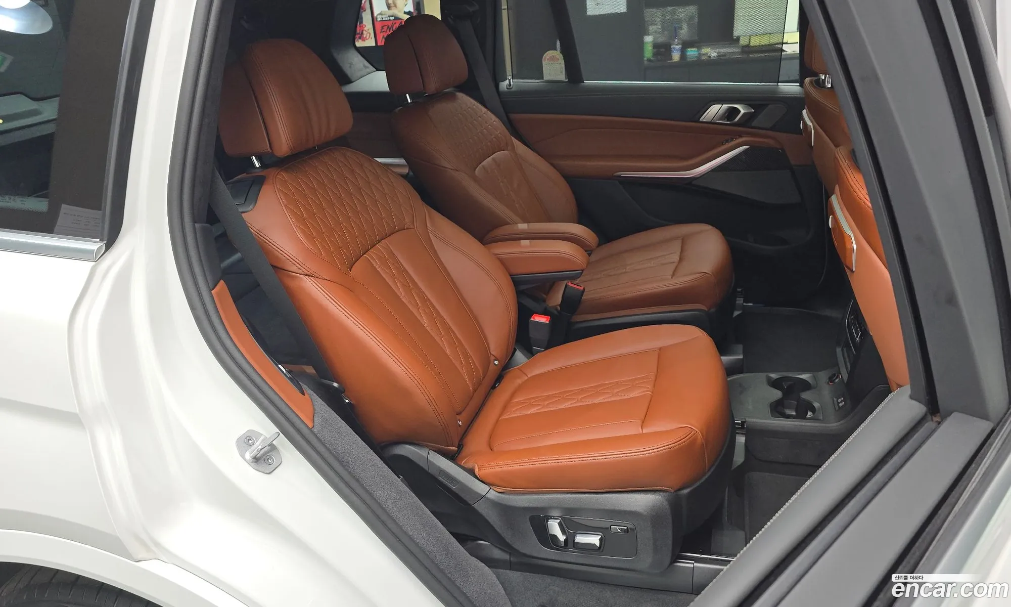 BMW X7 2025 WBA21EM03S9119959 — 11