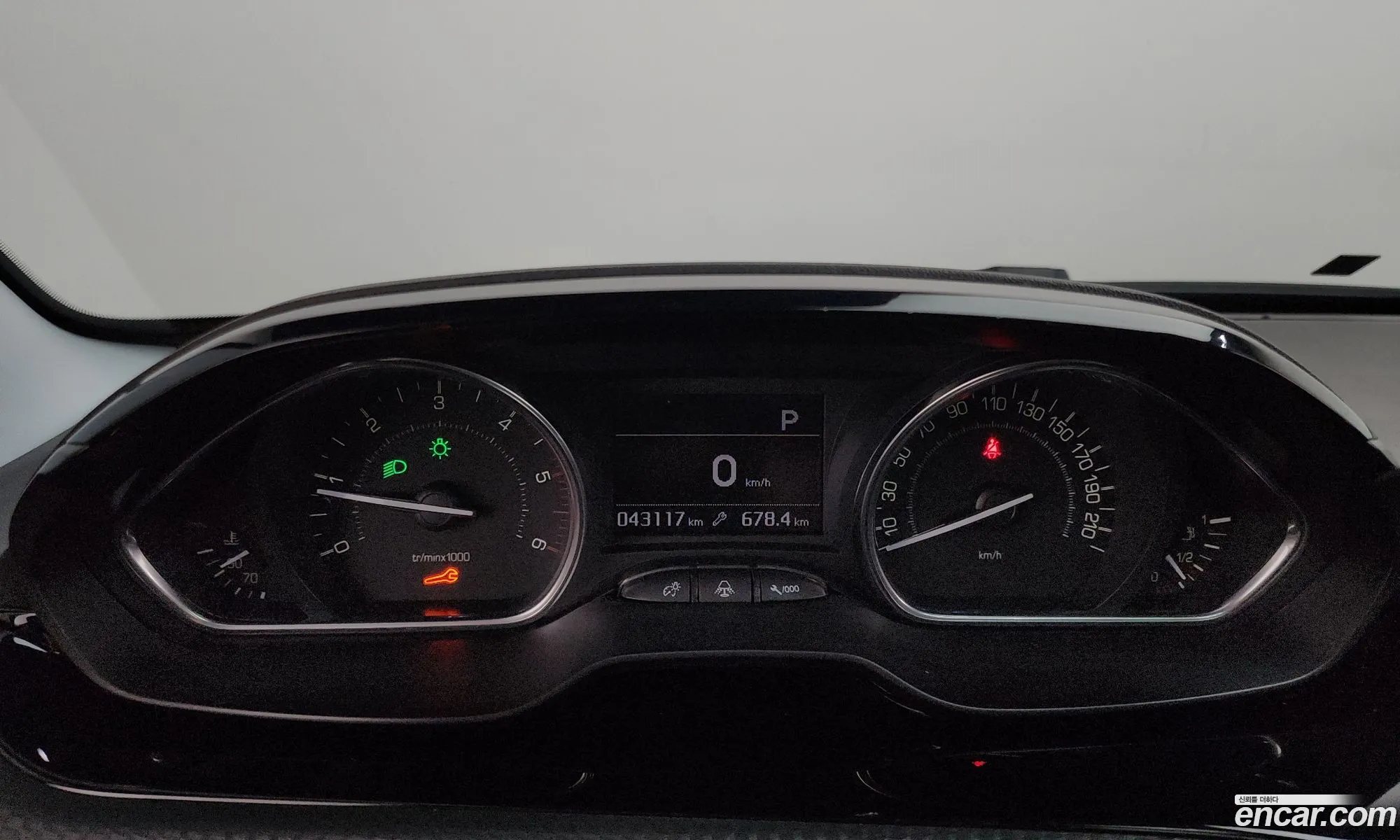 Peugeot 2008 2019 VF3CUYHXNKY003591 — 12