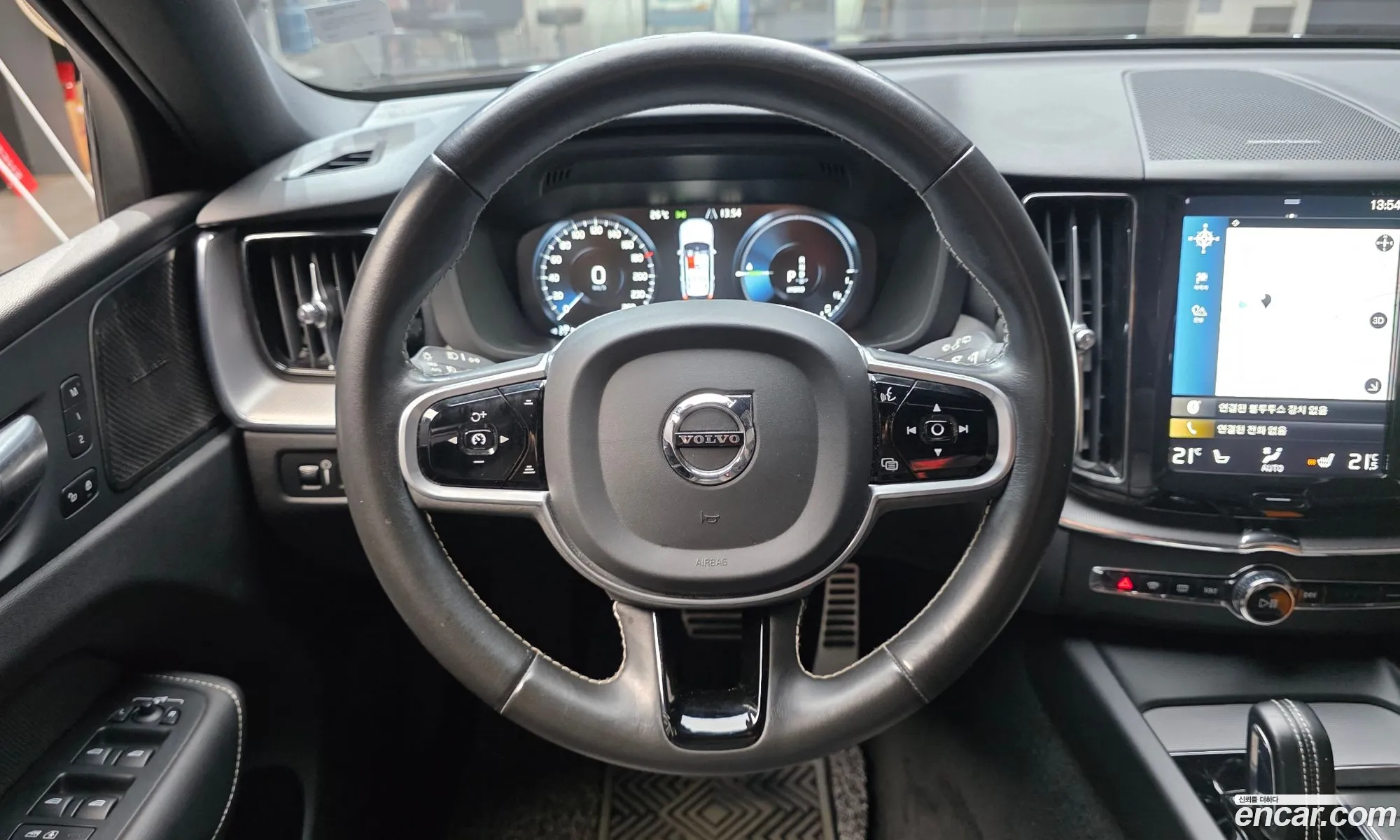 Volvo XC60 2021 — 22