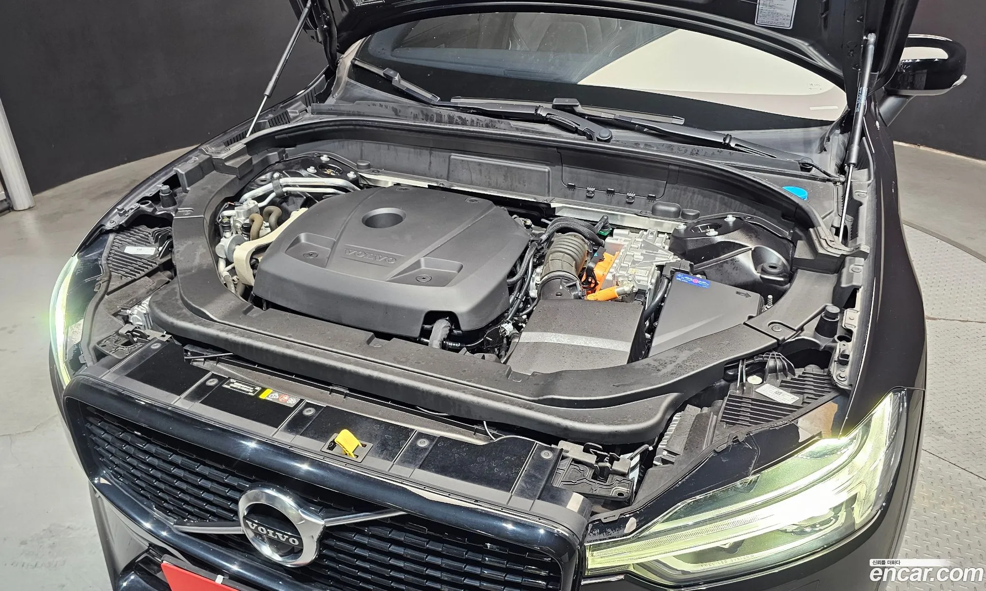 Volvo XC60 2021 — 30