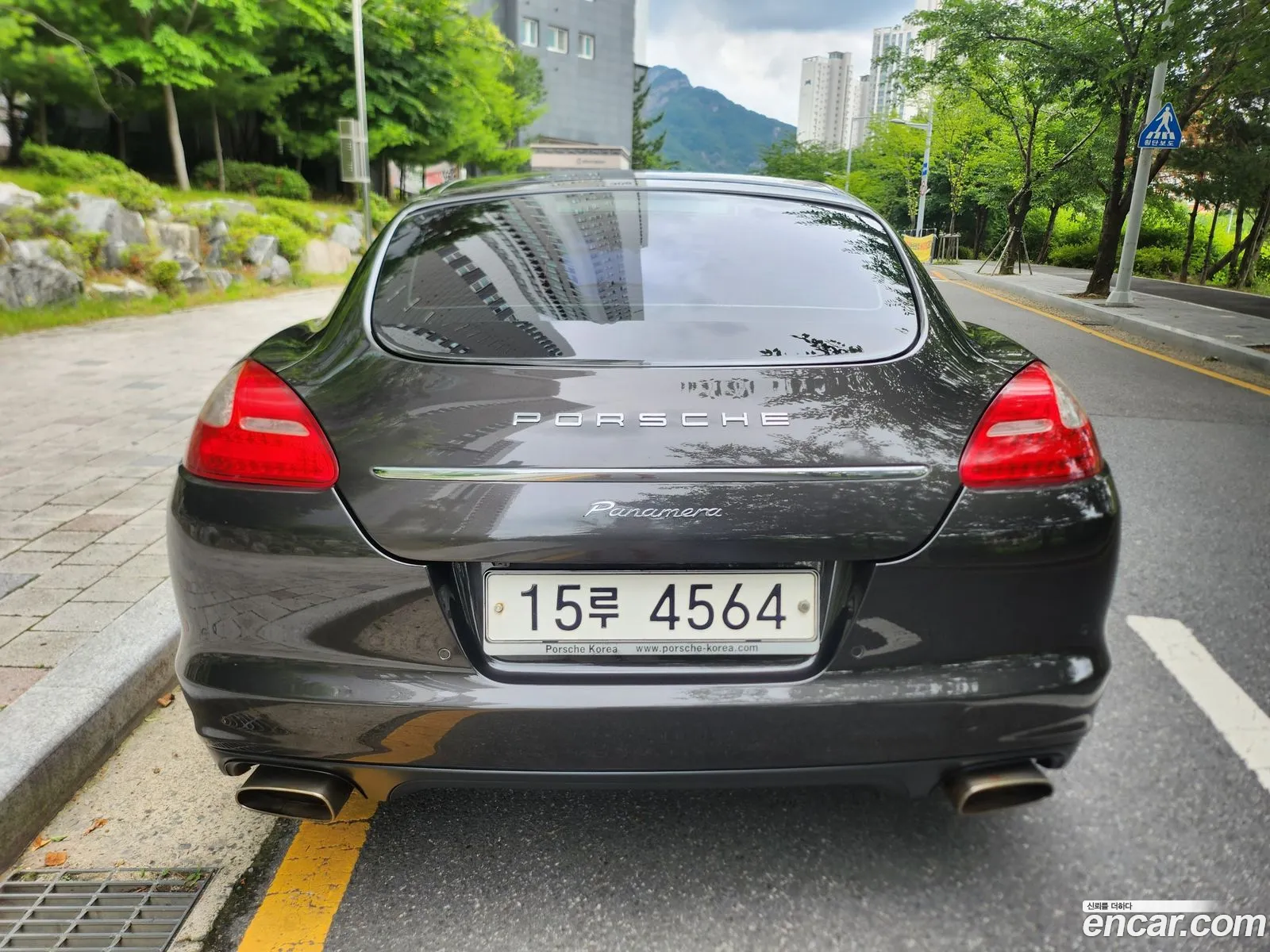 Porsche Panamera 2011 — 7