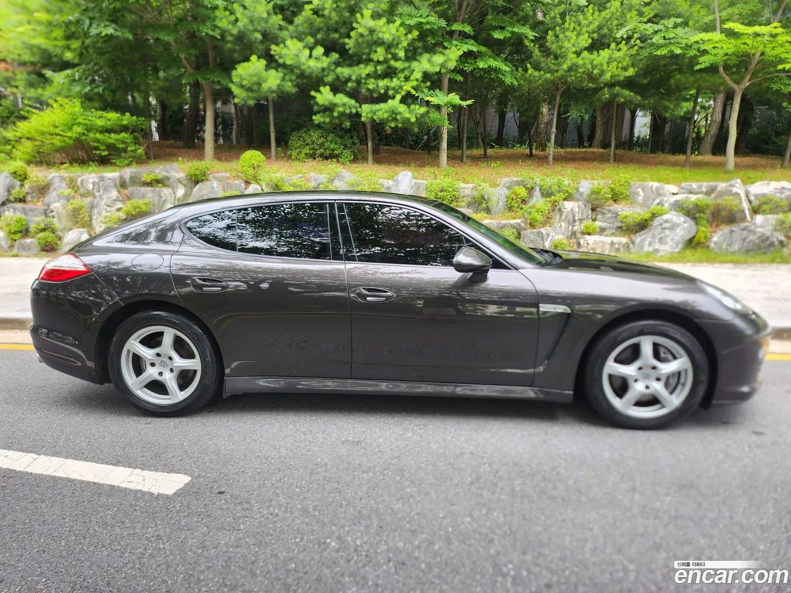 Porsche Panamera 2011 — 4